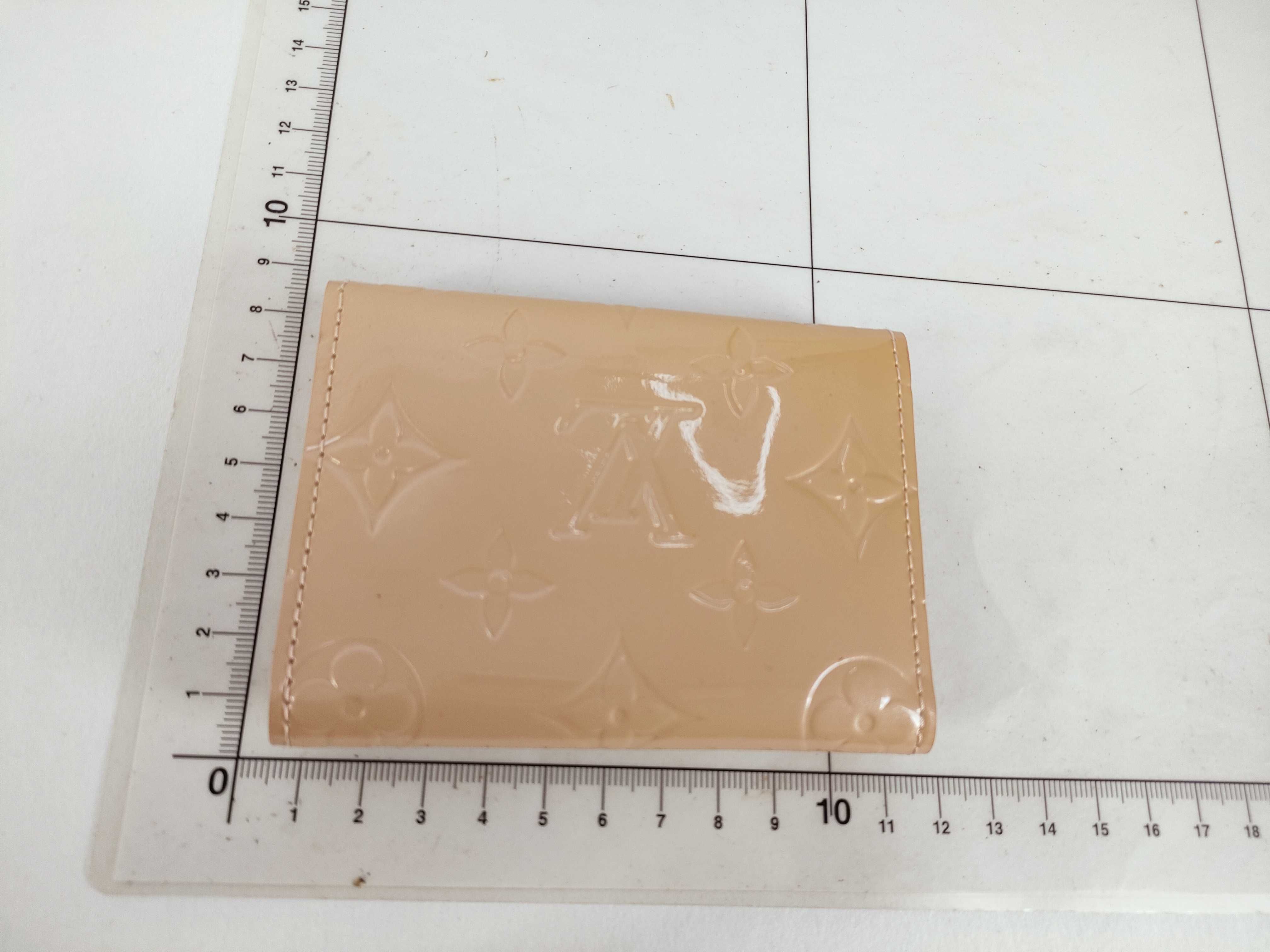 Vernis Louis Vuitton Monogram Vernis M91407 Enveloppe Carte de Visite Card Case — view 2