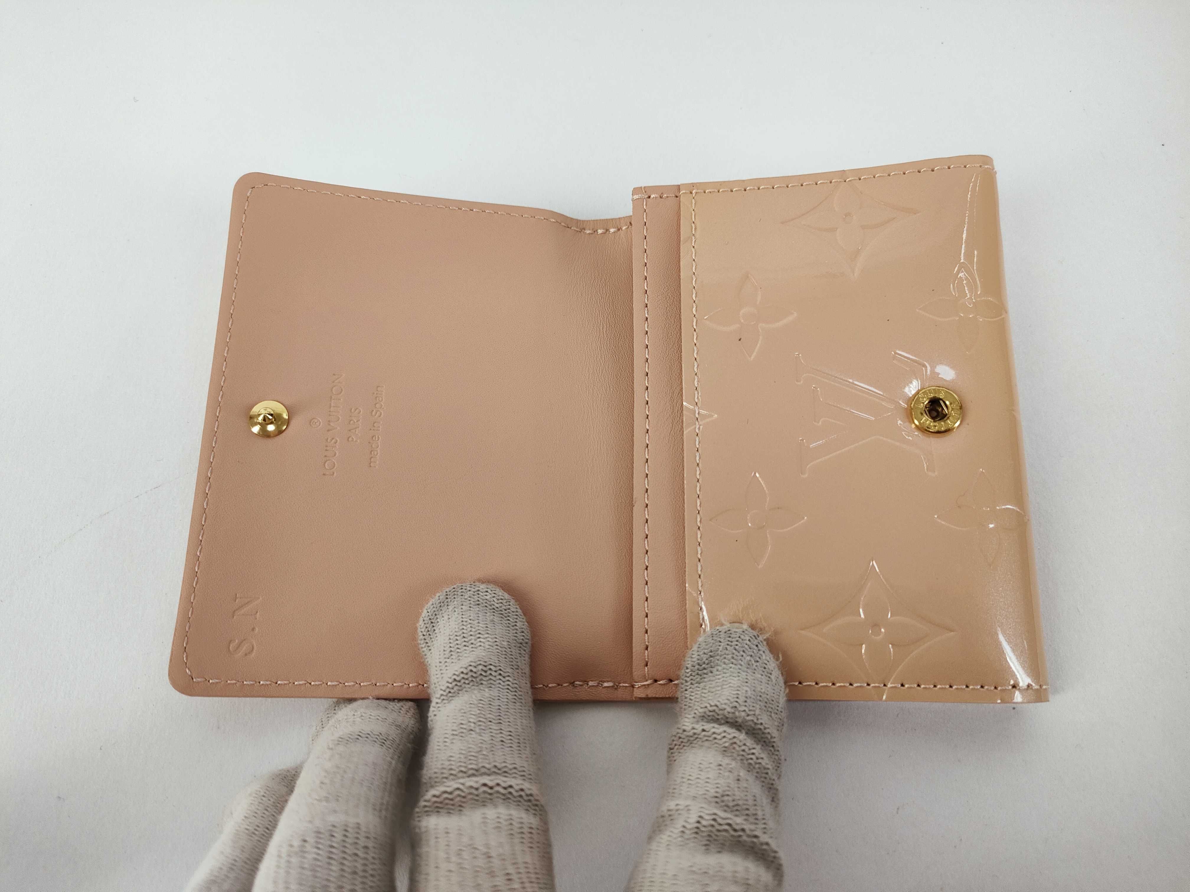 Vernis Louis Vuitton Monogram Vernis M91407 Enveloppe Carte de Visite Card Case — view 8
