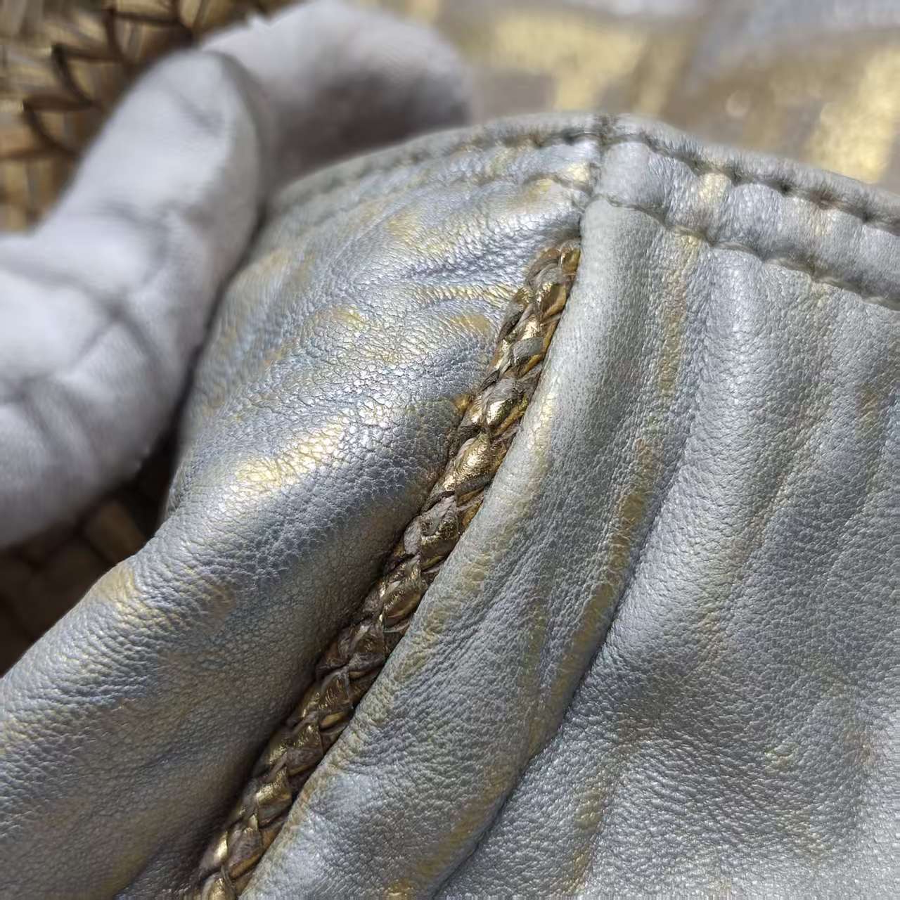 【*Shipped from: China*】FENDI Spy Leather Handbag — view 10