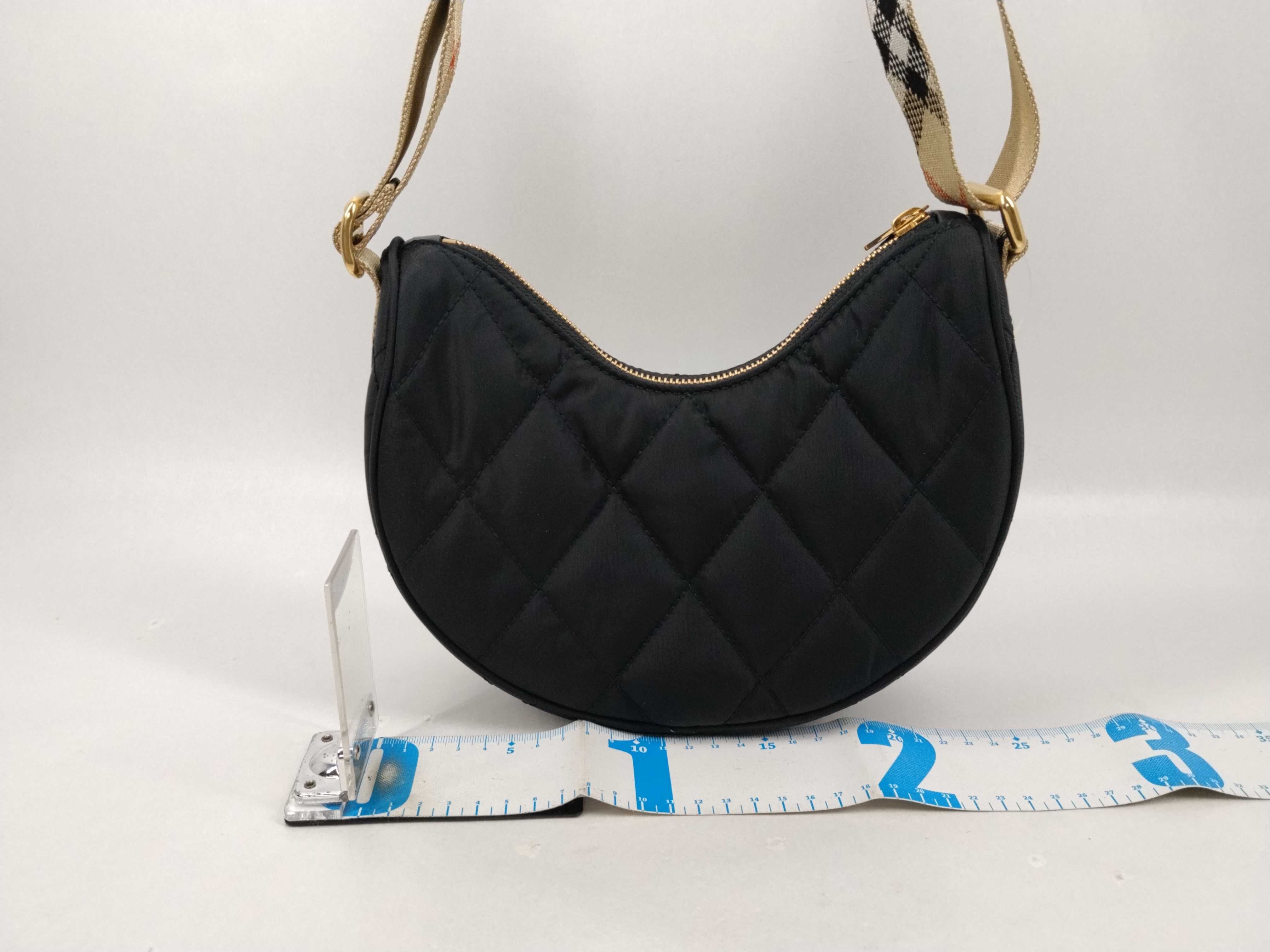 8111928 Horseshoe Quilted Crossbody Bag Shoulder Bag — view 2