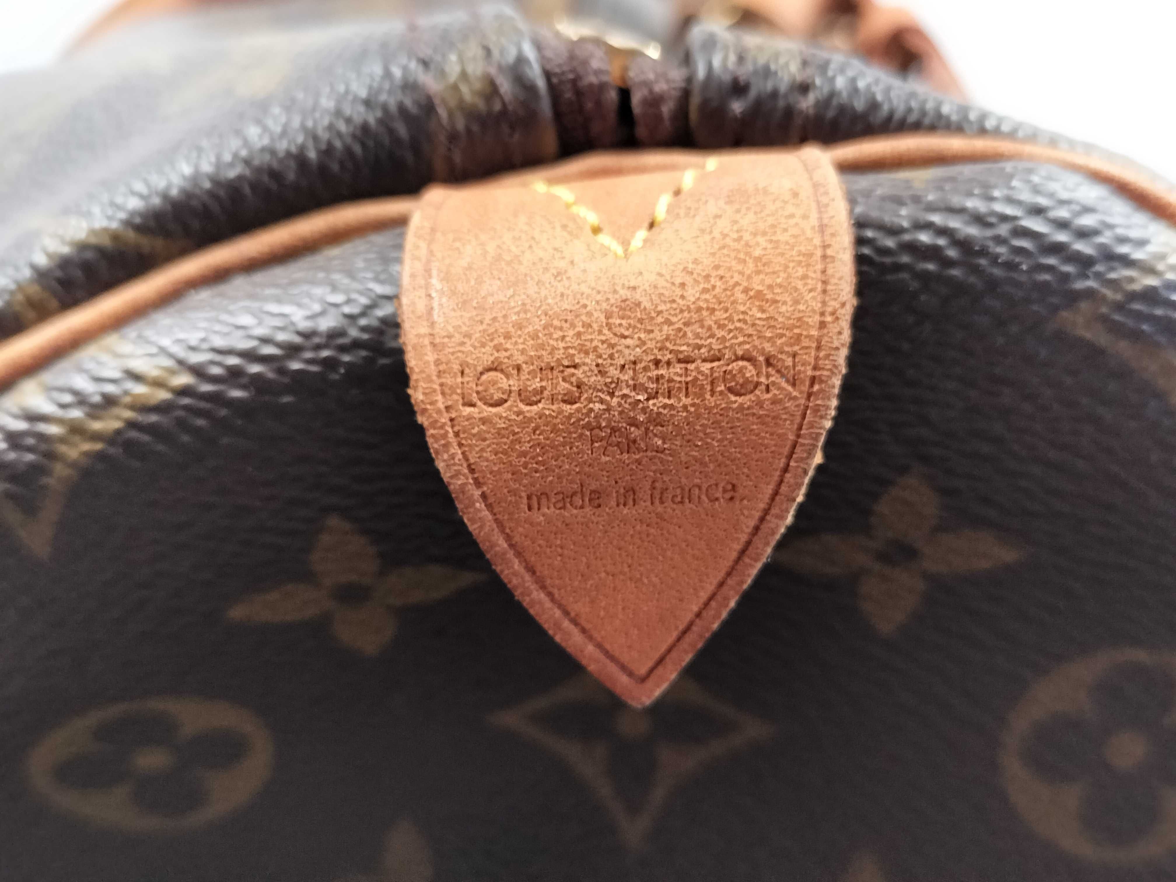 Monogram LOUIS_VUITTON M41424 Keepall 55 MI9001 Boston bag with name tag, handle strap, and padlock. — view 10