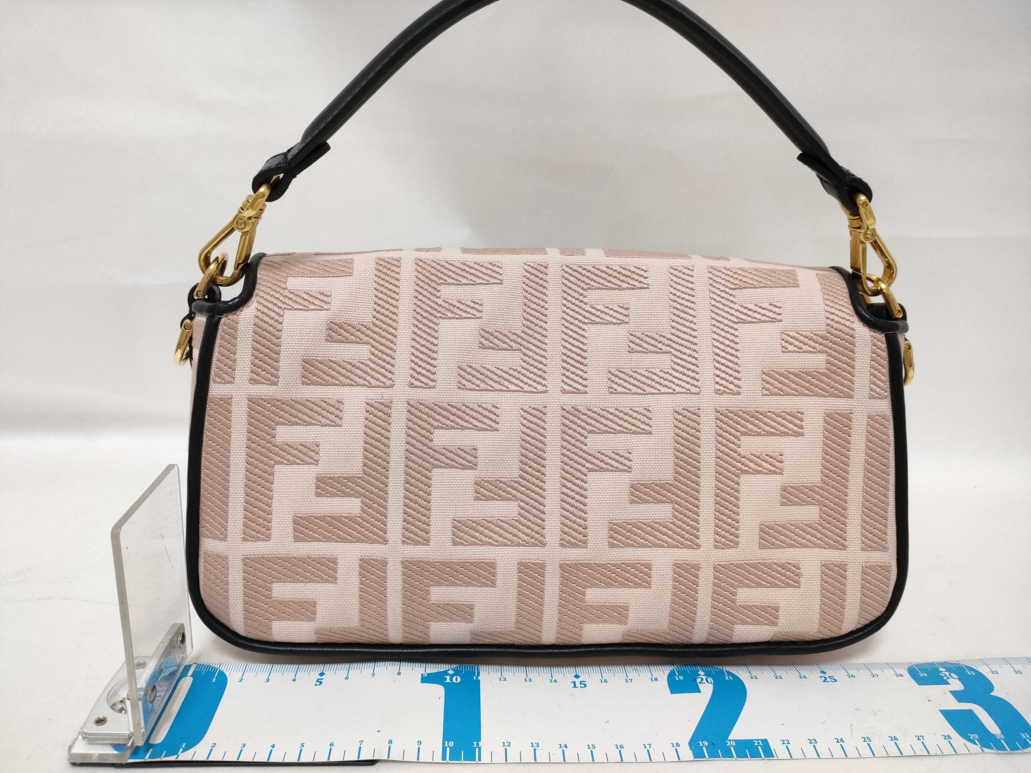 Zucca Pattern Fendi Zucca 2-Way Baguette Pink — view 2