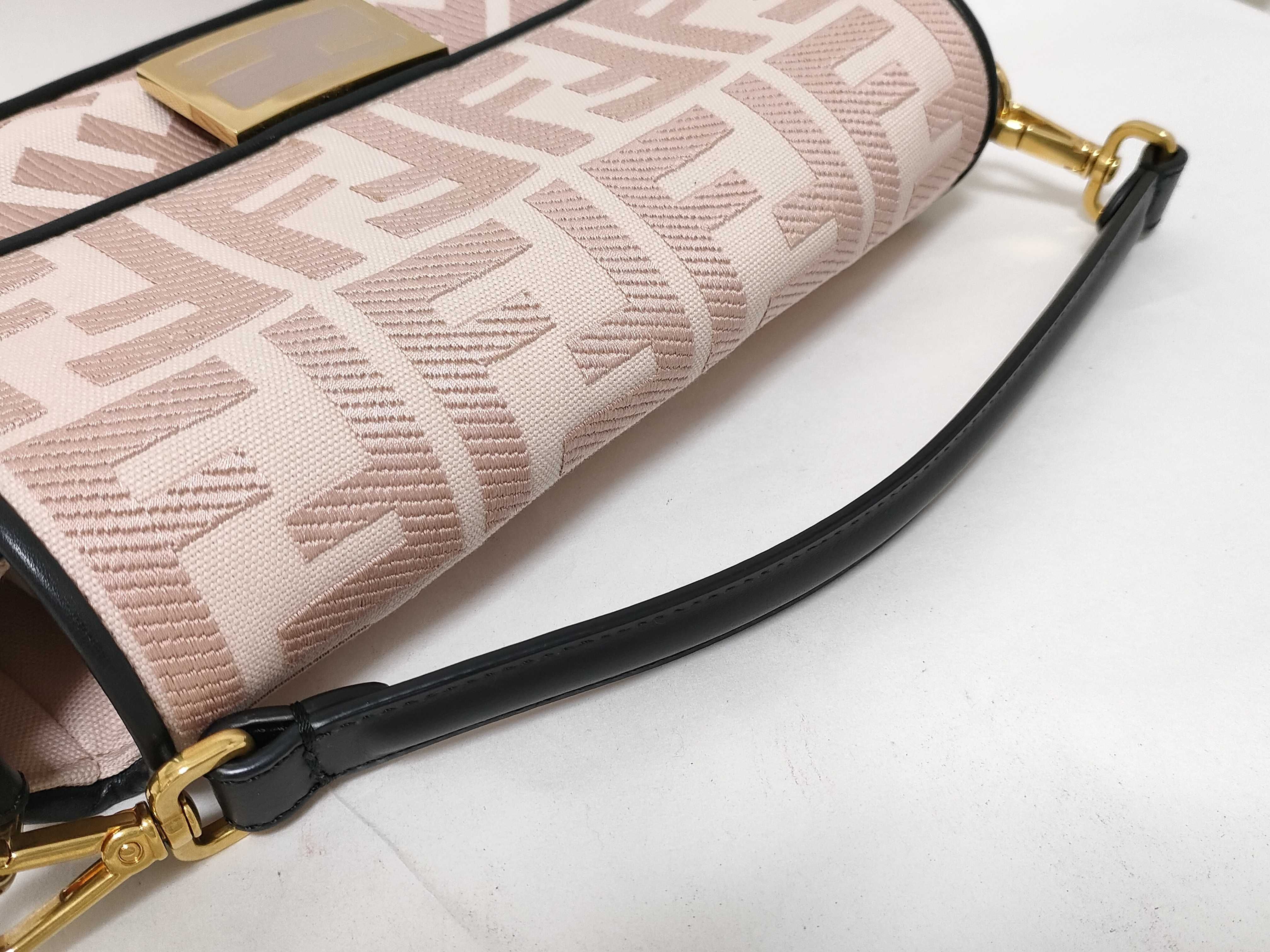 Zucca Pattern Fendi Zucca 2-Way Baguette Pink — view 3
