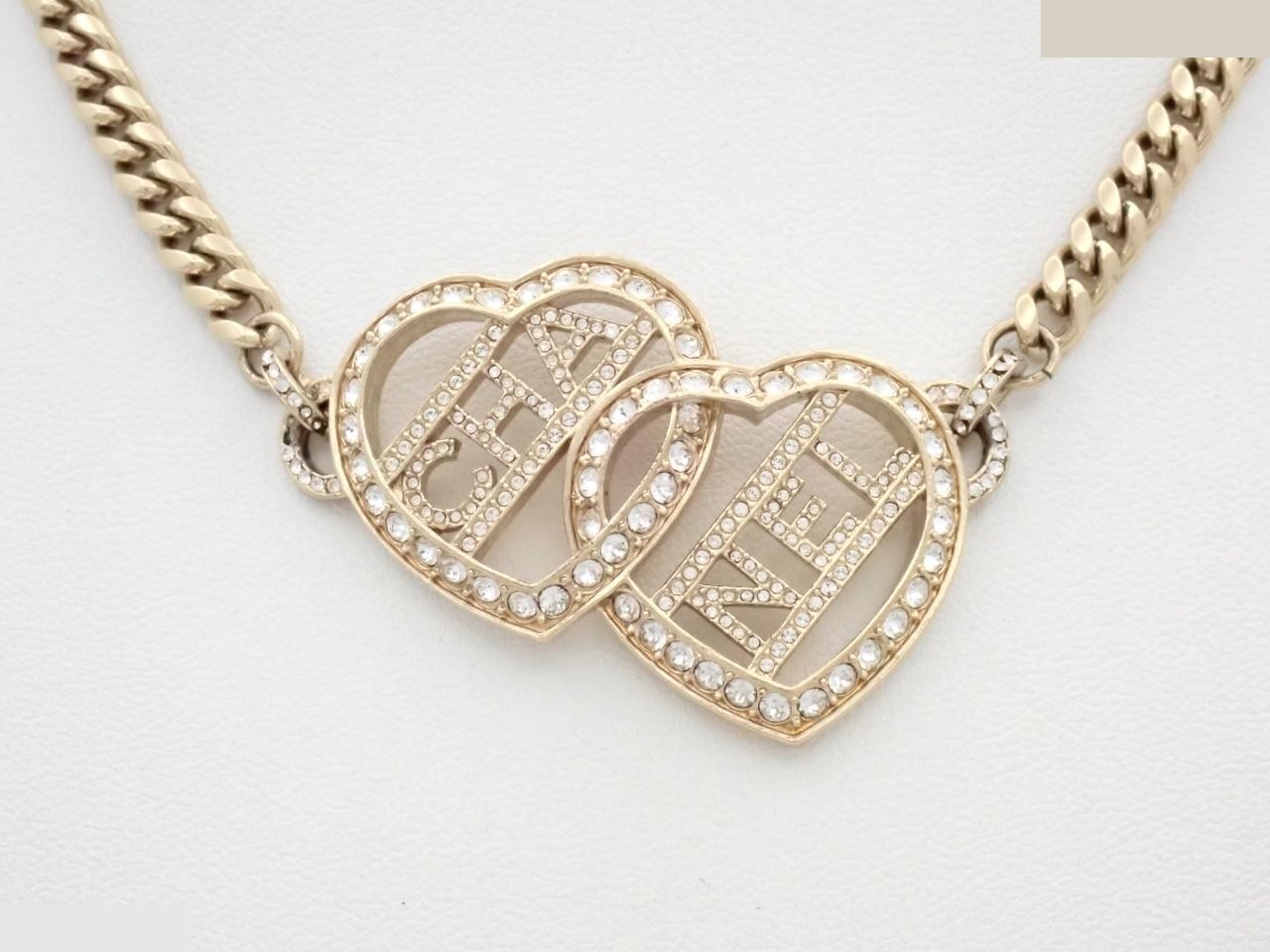 Logo Heart F23B Necklace, Neck circumference approximately 38cm