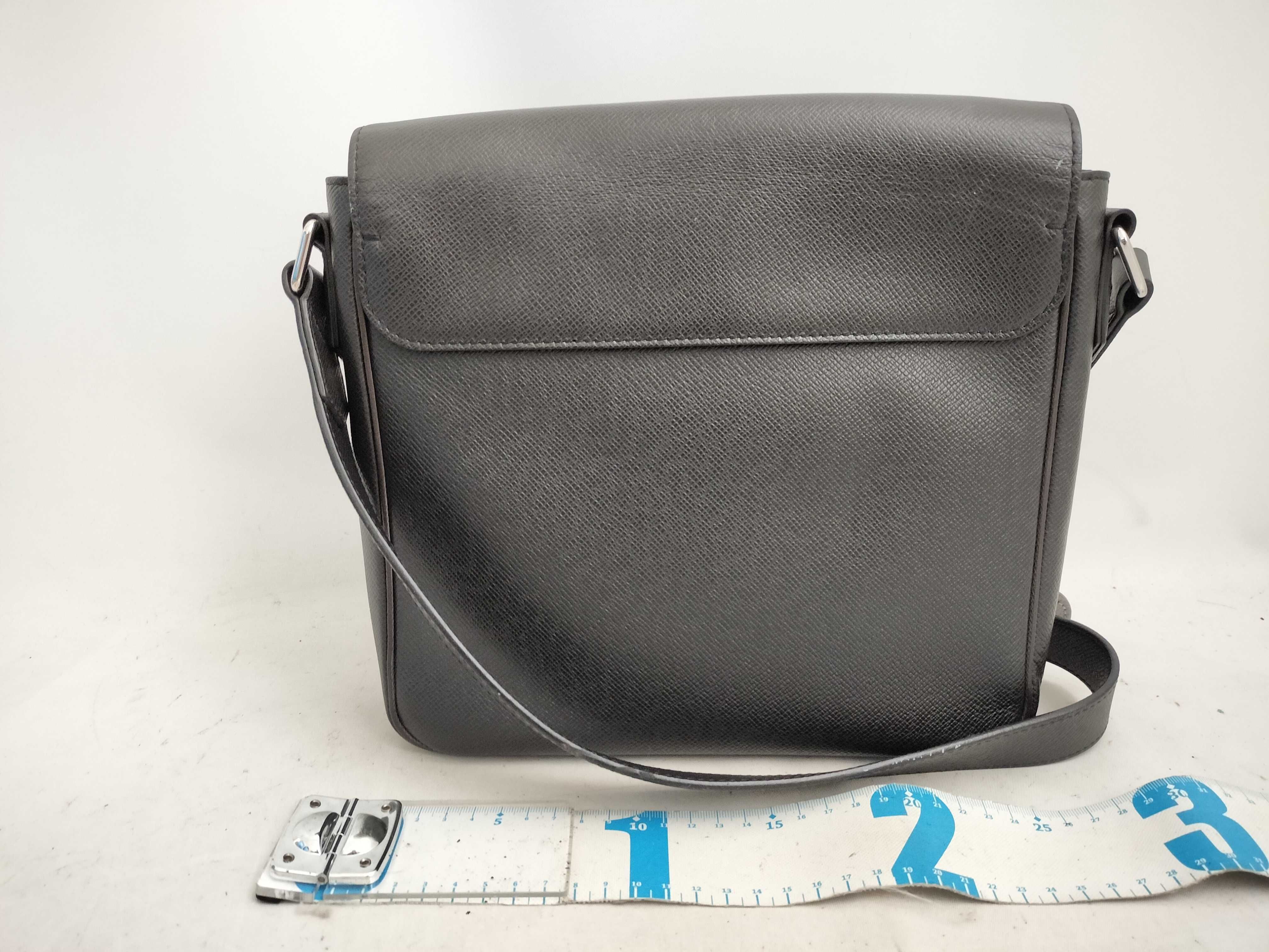 Taiga Roman PM M30360 Shoulder Bag — view 2