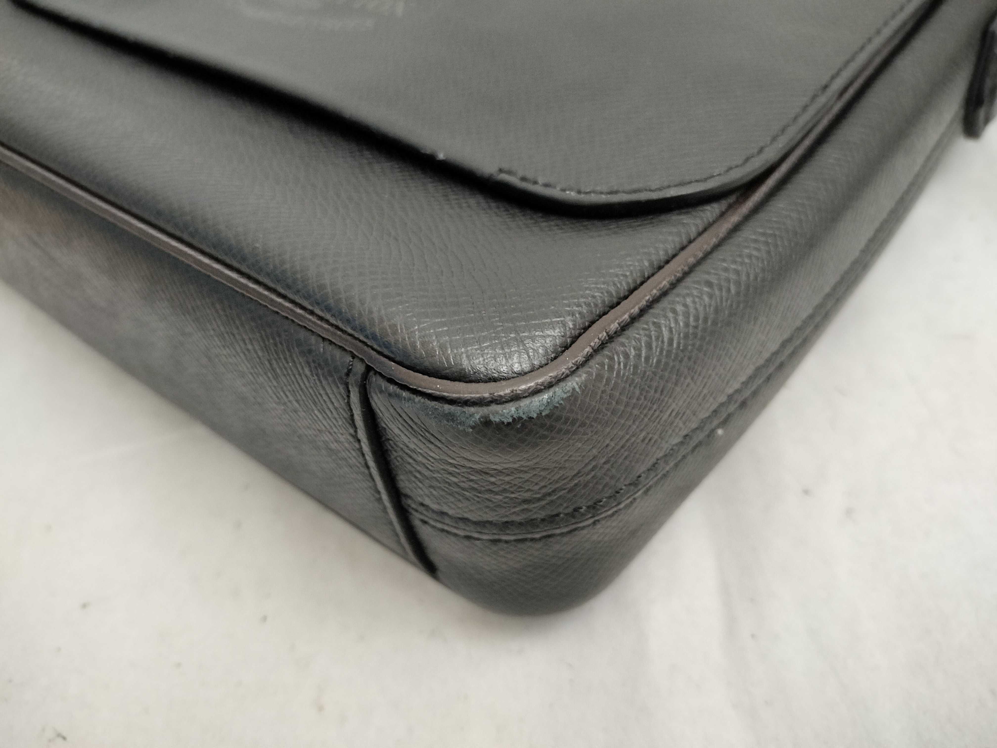 Taiga Roman PM M30360 Shoulder Bag — view 6