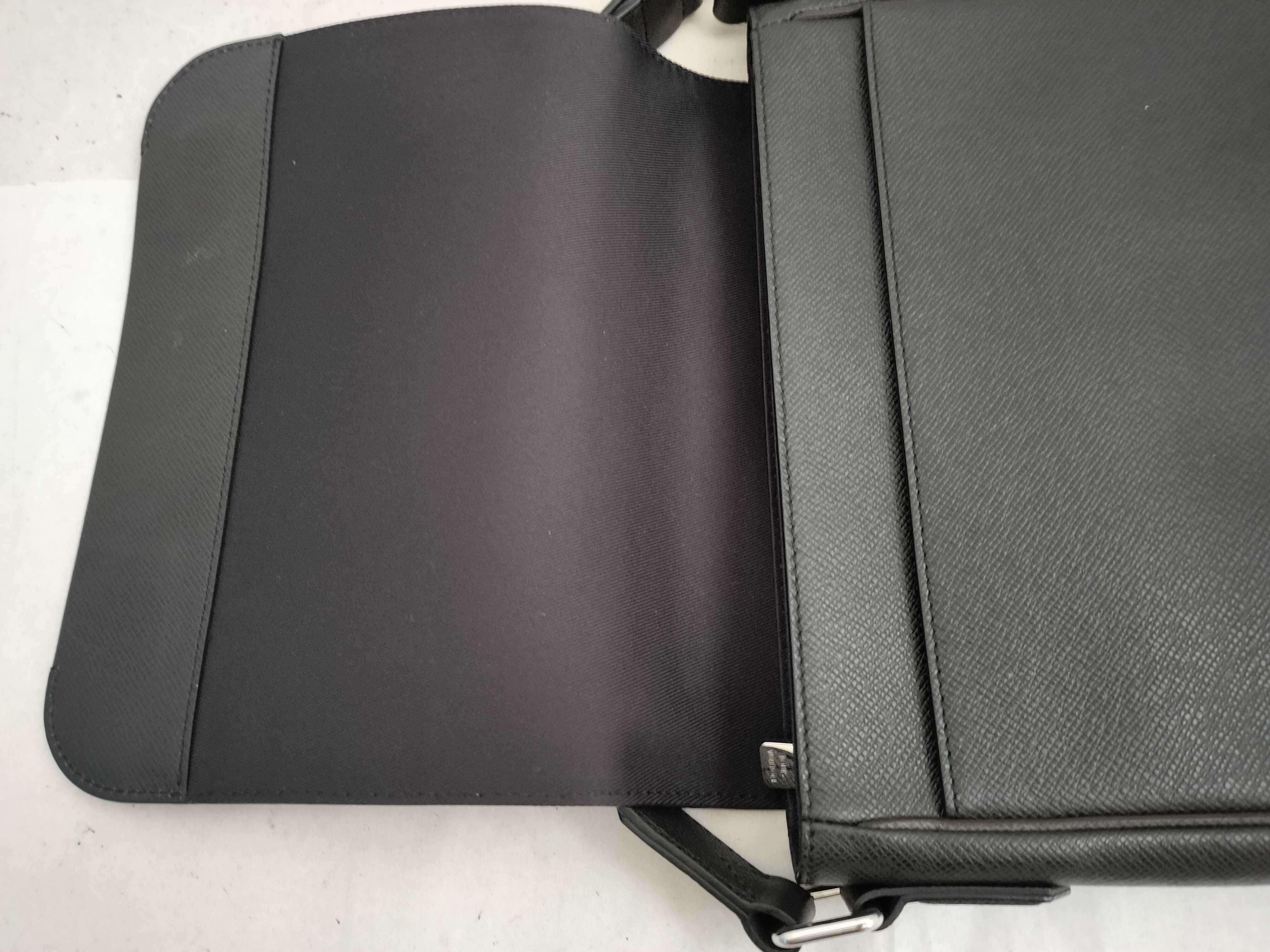 Taiga Roman PM M30360 Shoulder Bag — view 8