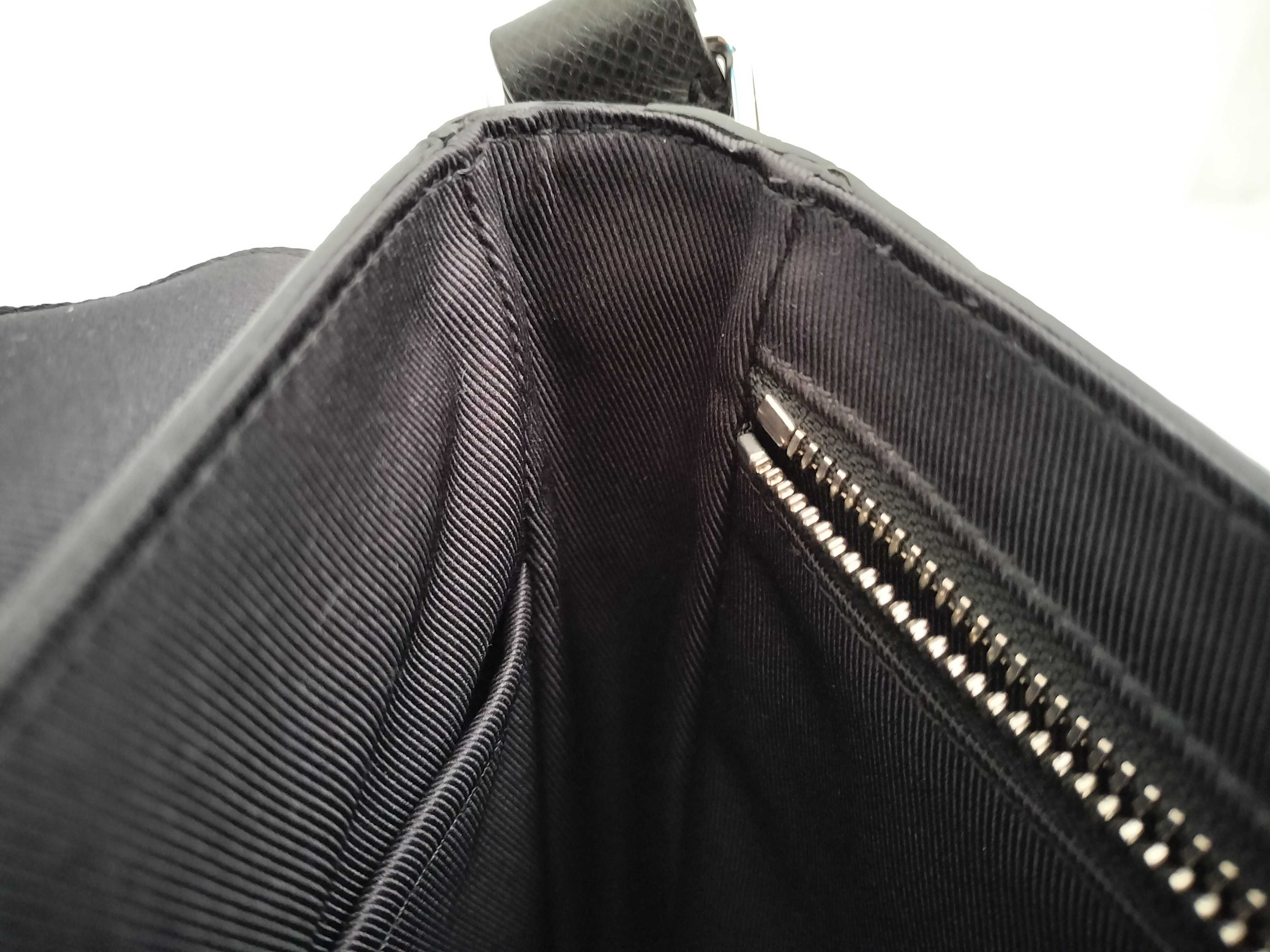 Taiga Roman PM M30360 Shoulder Bag — view 9