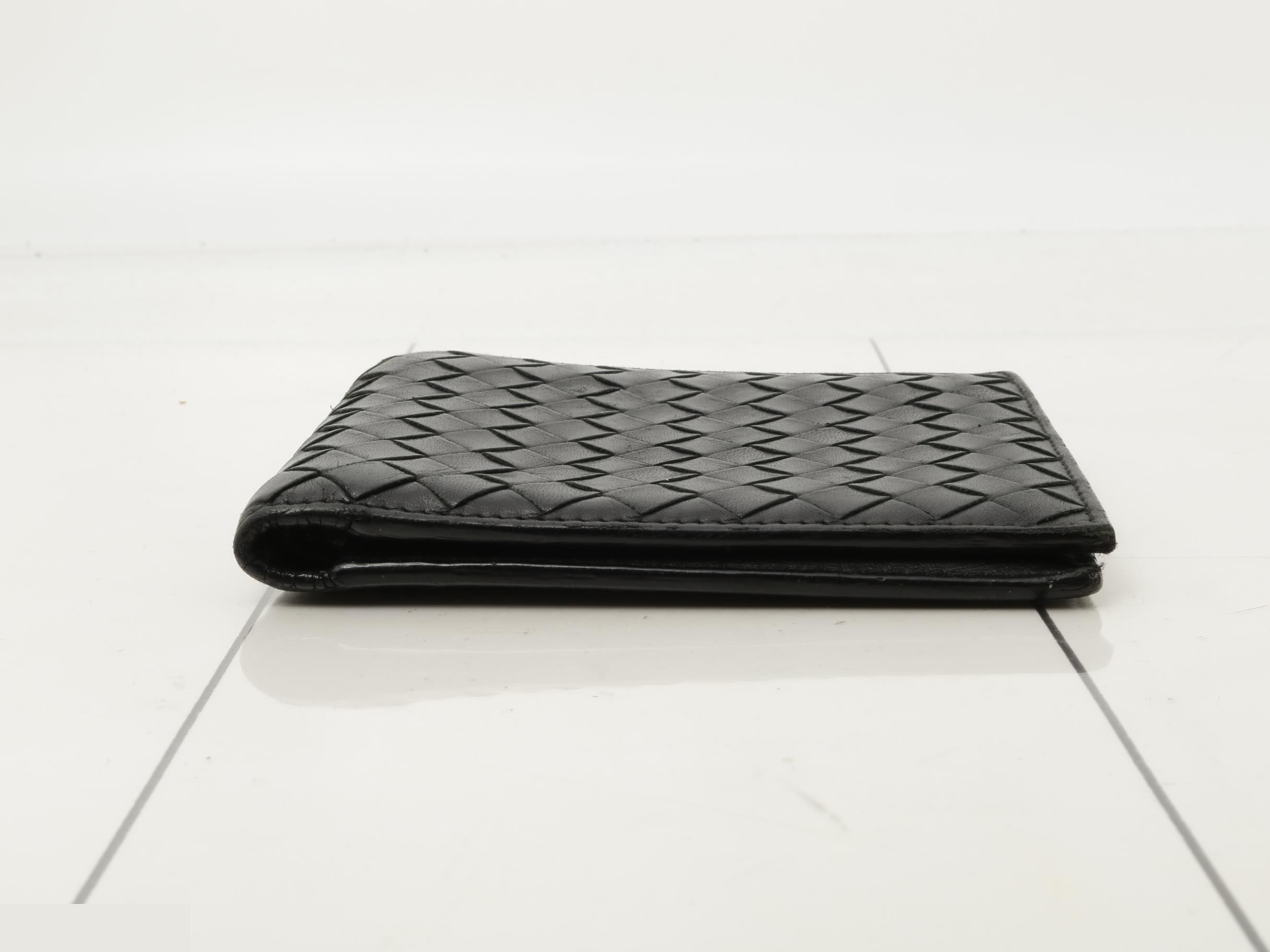 wallet — view 3