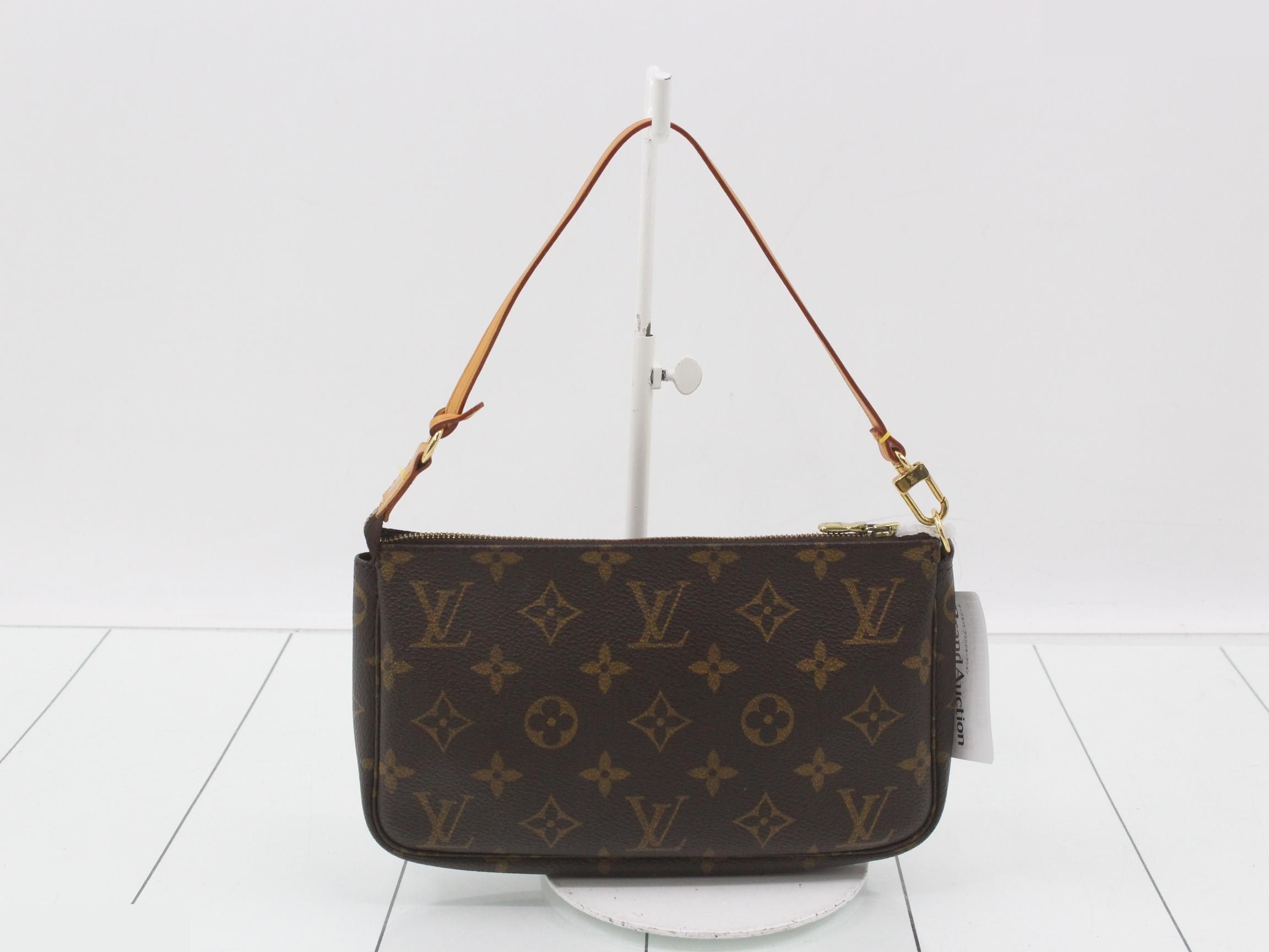 Pochette Accessoires (old model) — view 2