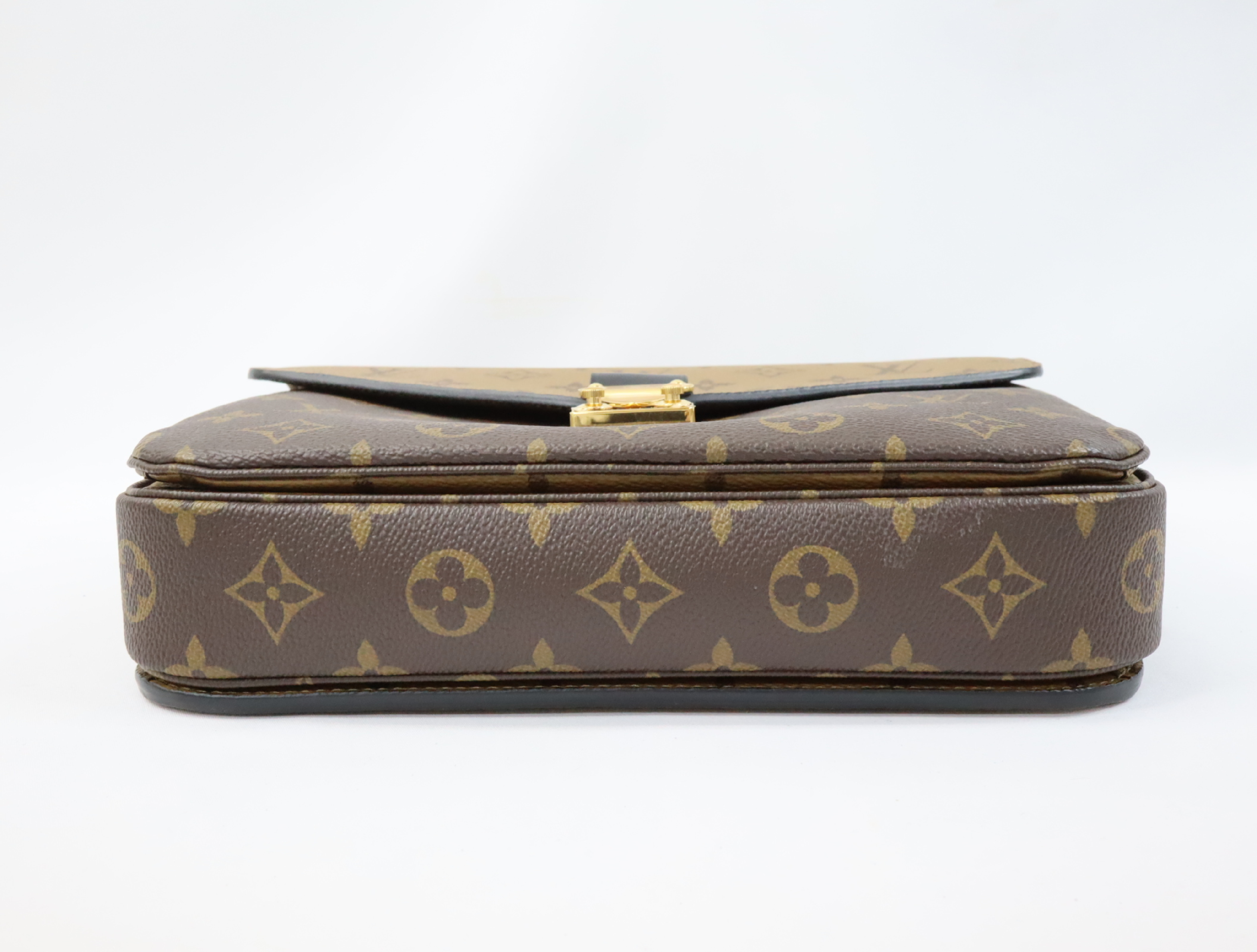 Monogram Reverse Pochette Metis MM M44876 (RFID detected) Shoulder Bag — view 5