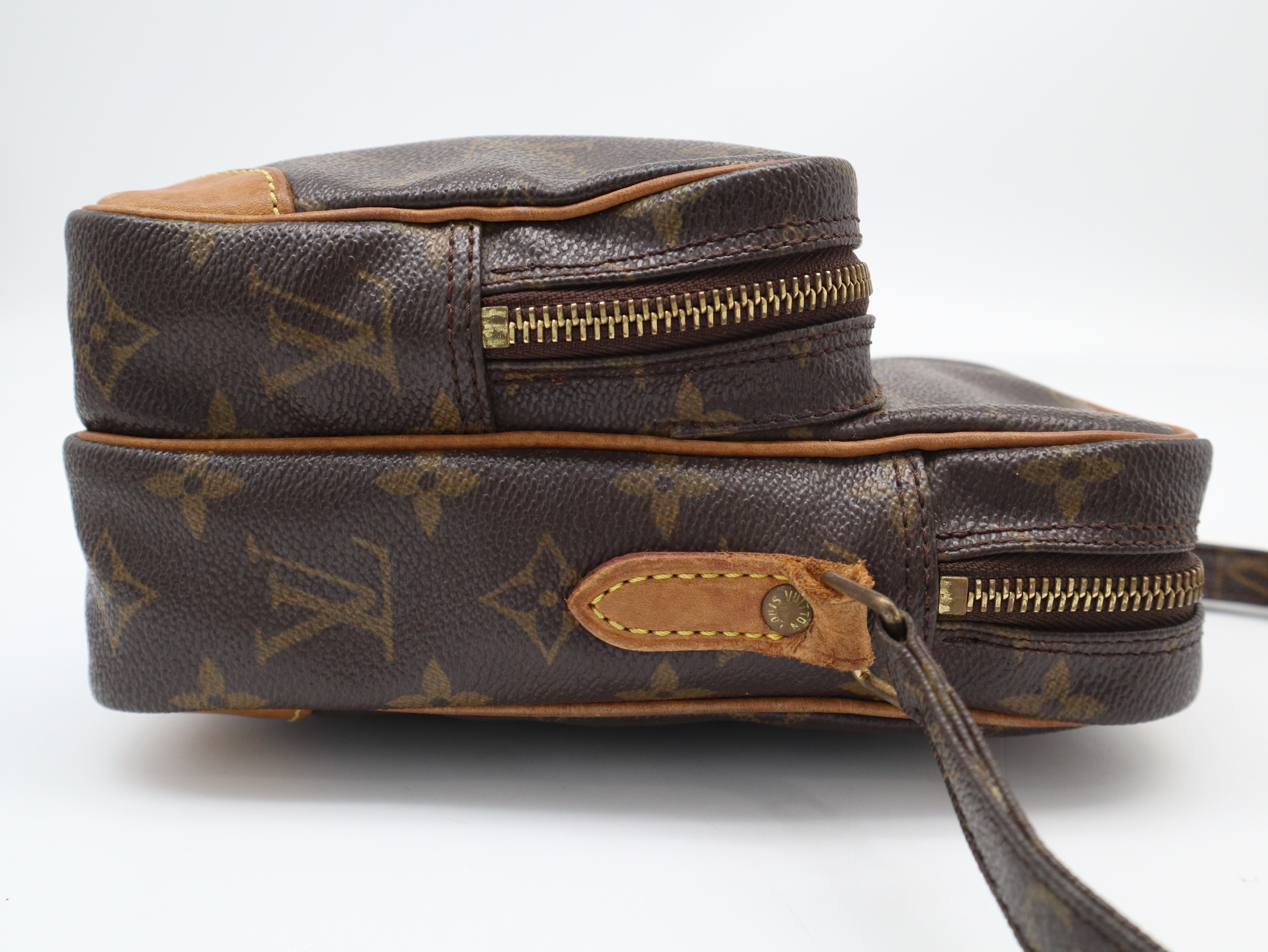 M45236 Monogram Amazon Shoulder Bag — view 4
