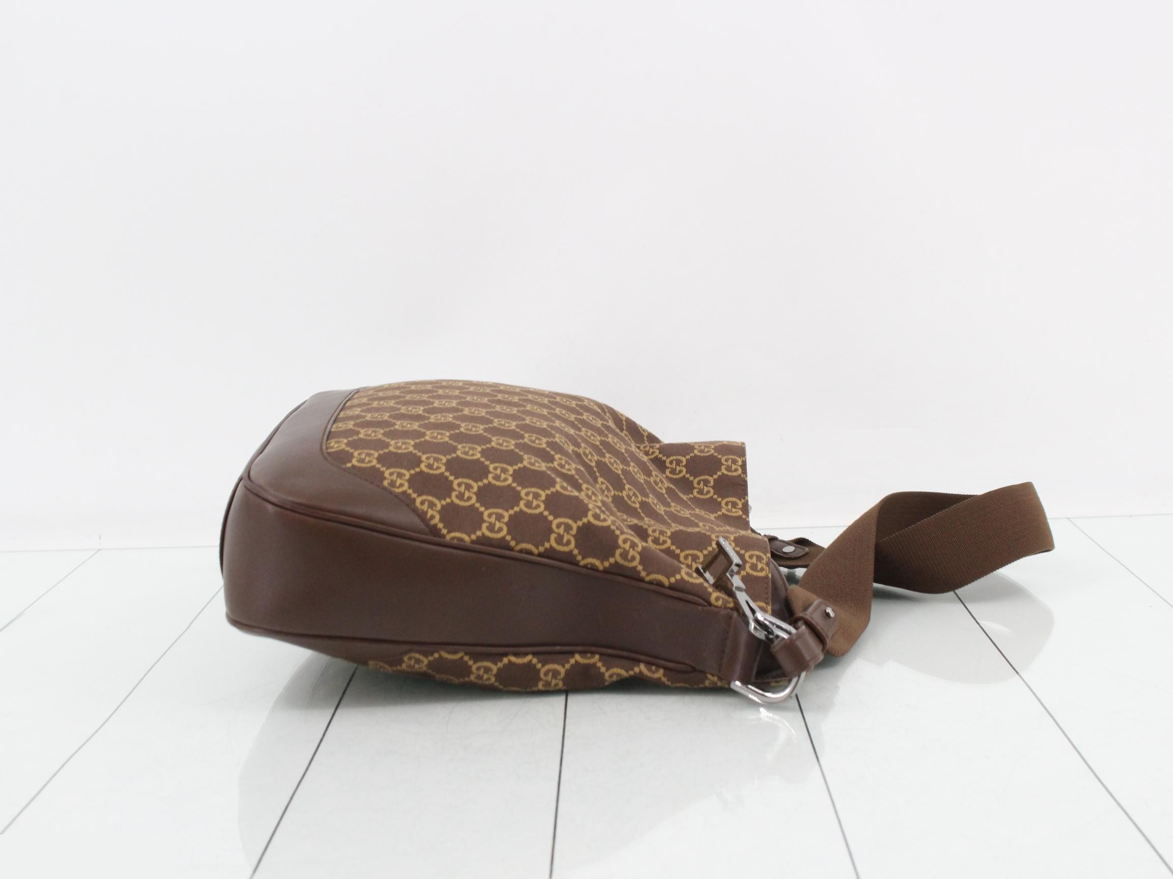 GG Canvas (Bag) - Shoulder Bag — view 3