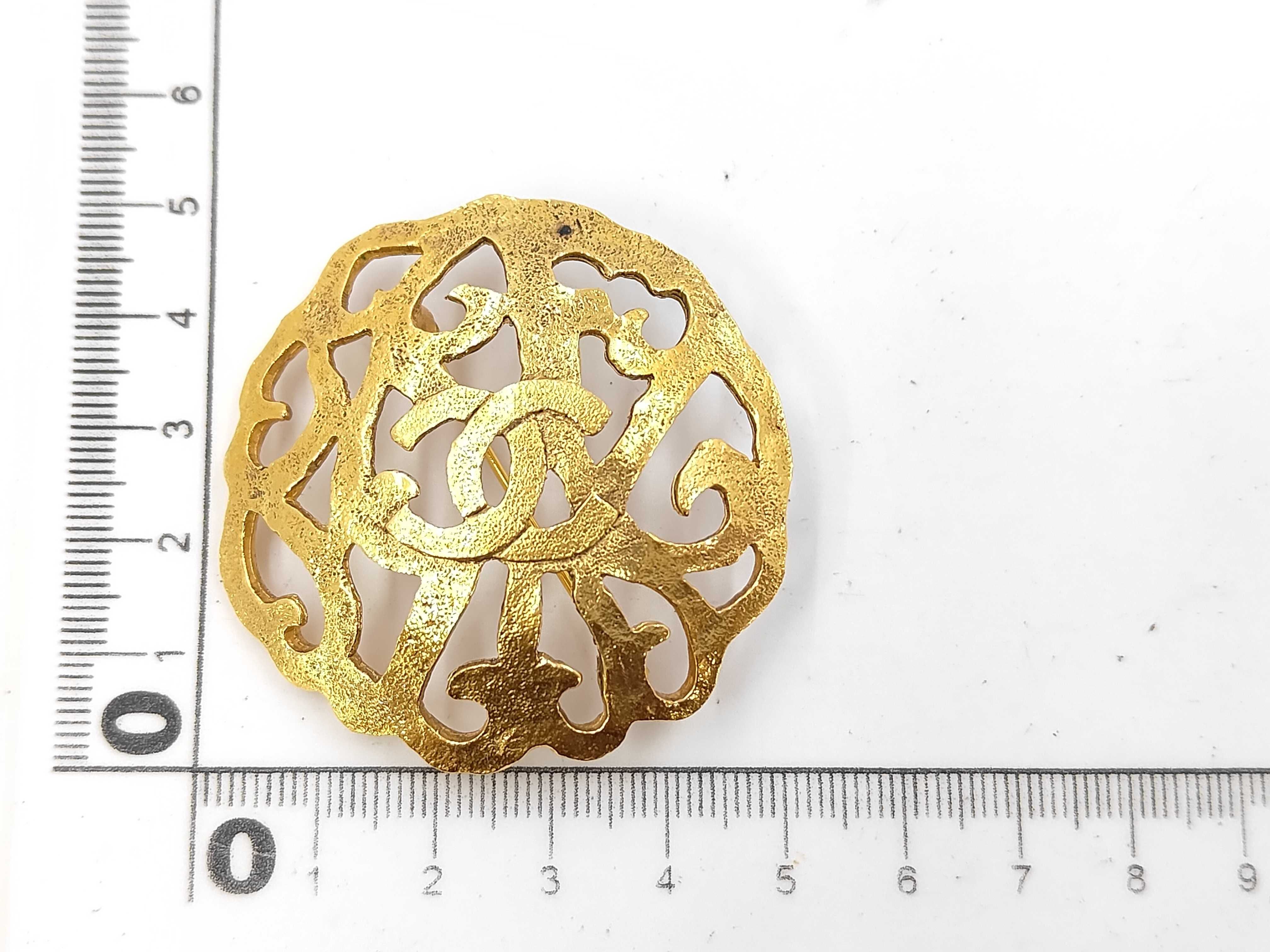 Coco Mark Gold Brooch — view 6