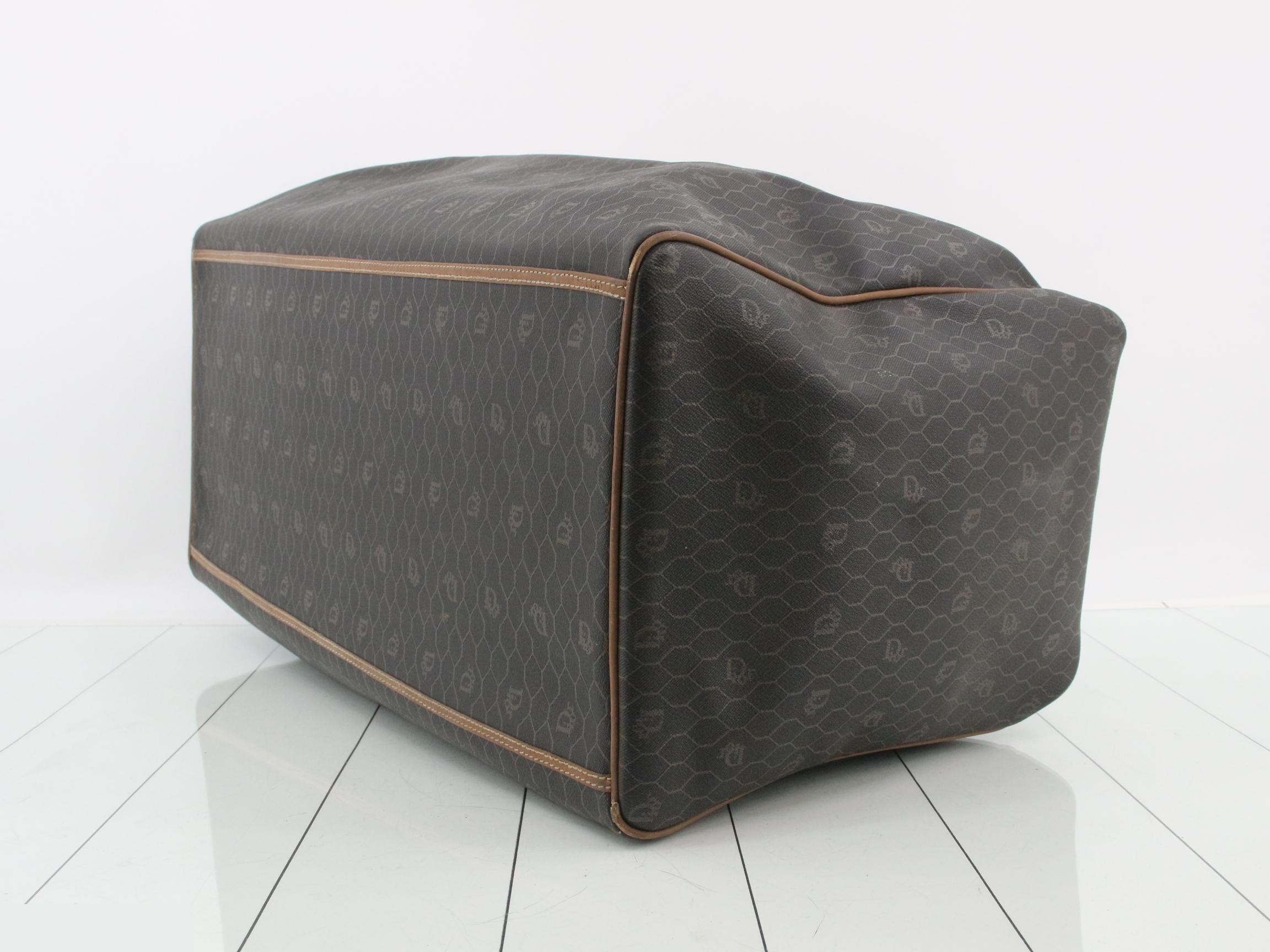 Honeycomb pattern bag — view 6