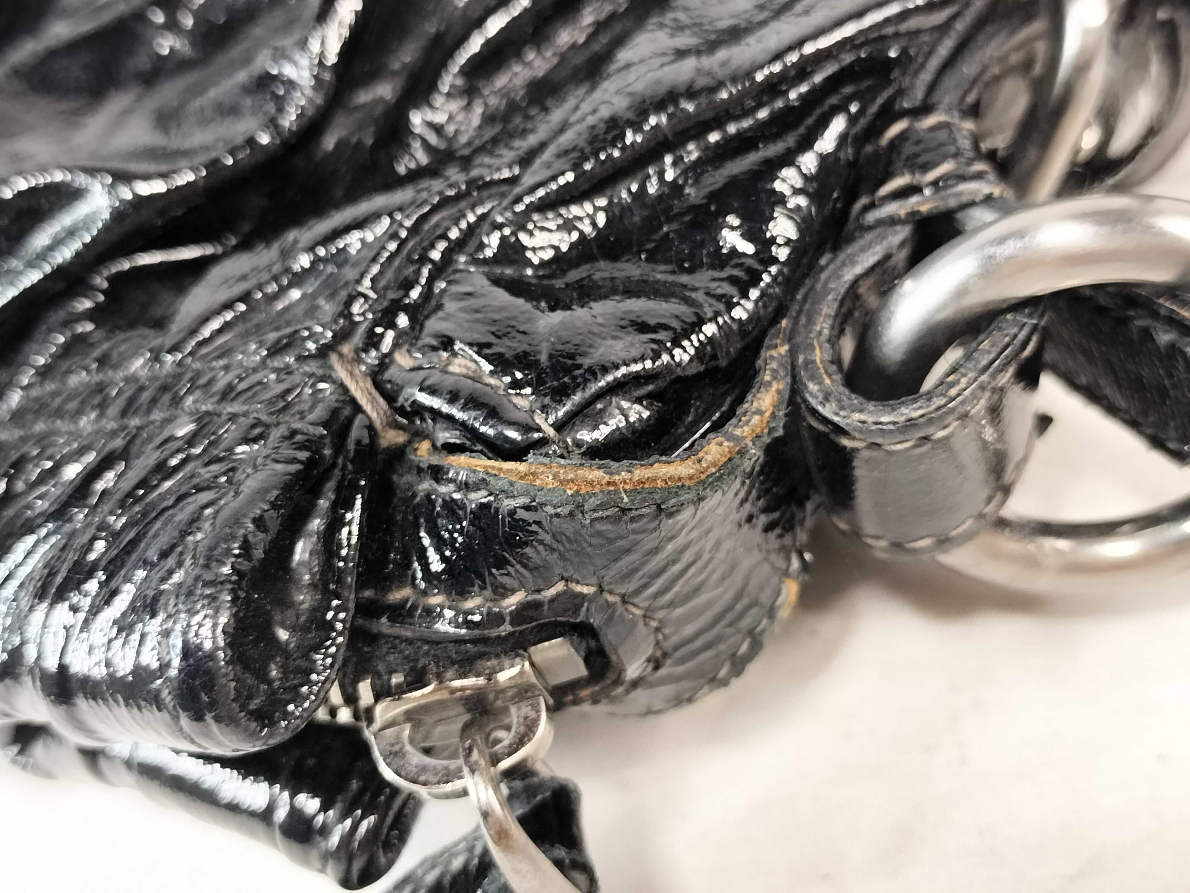 PH- Vernice Gaufre Patent Leather Black Tote Bag Shoulder Bag — view 14