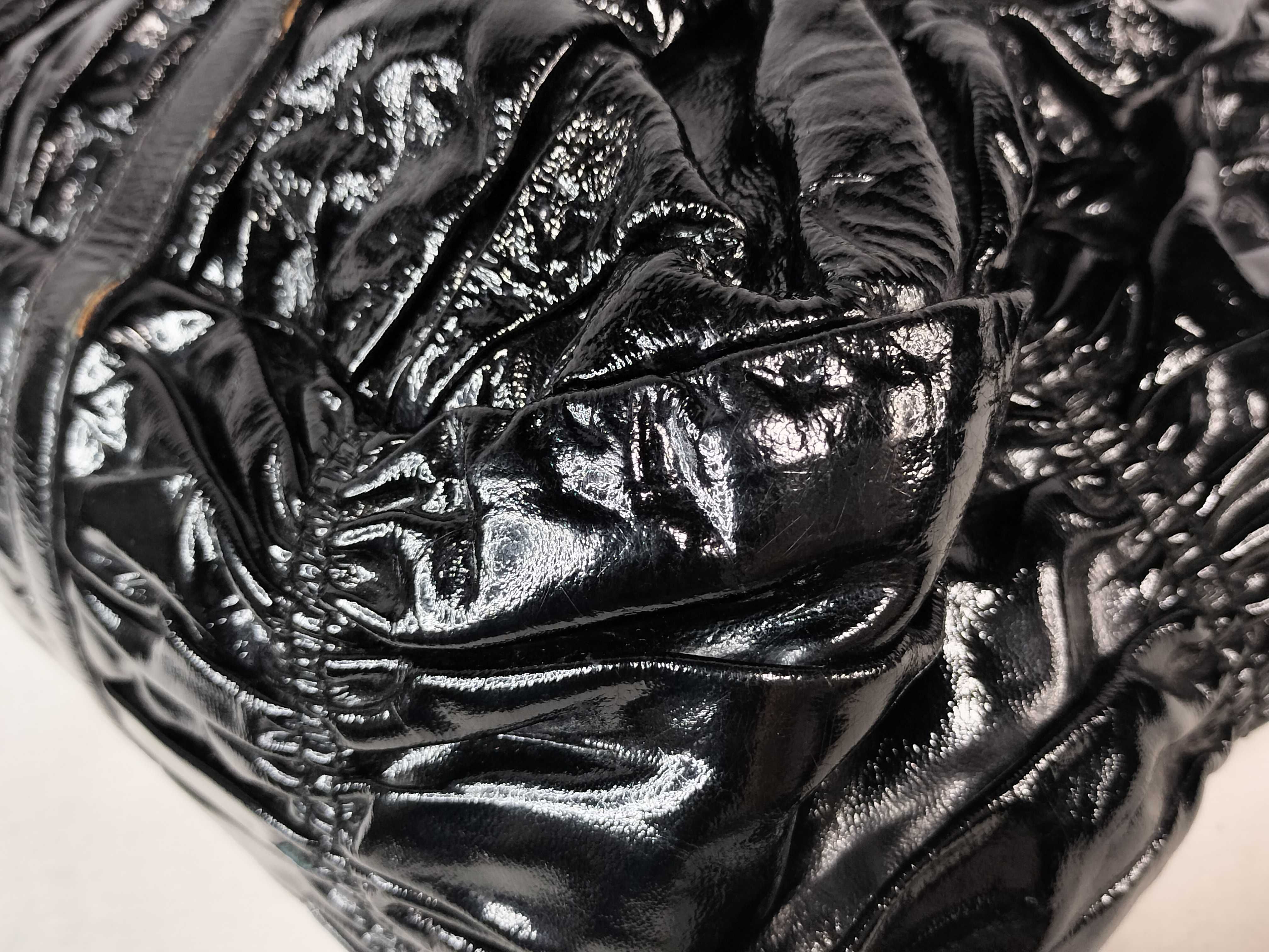 PH- Vernice Gaufre Patent Leather Black Tote Bag Shoulder Bag — view 8