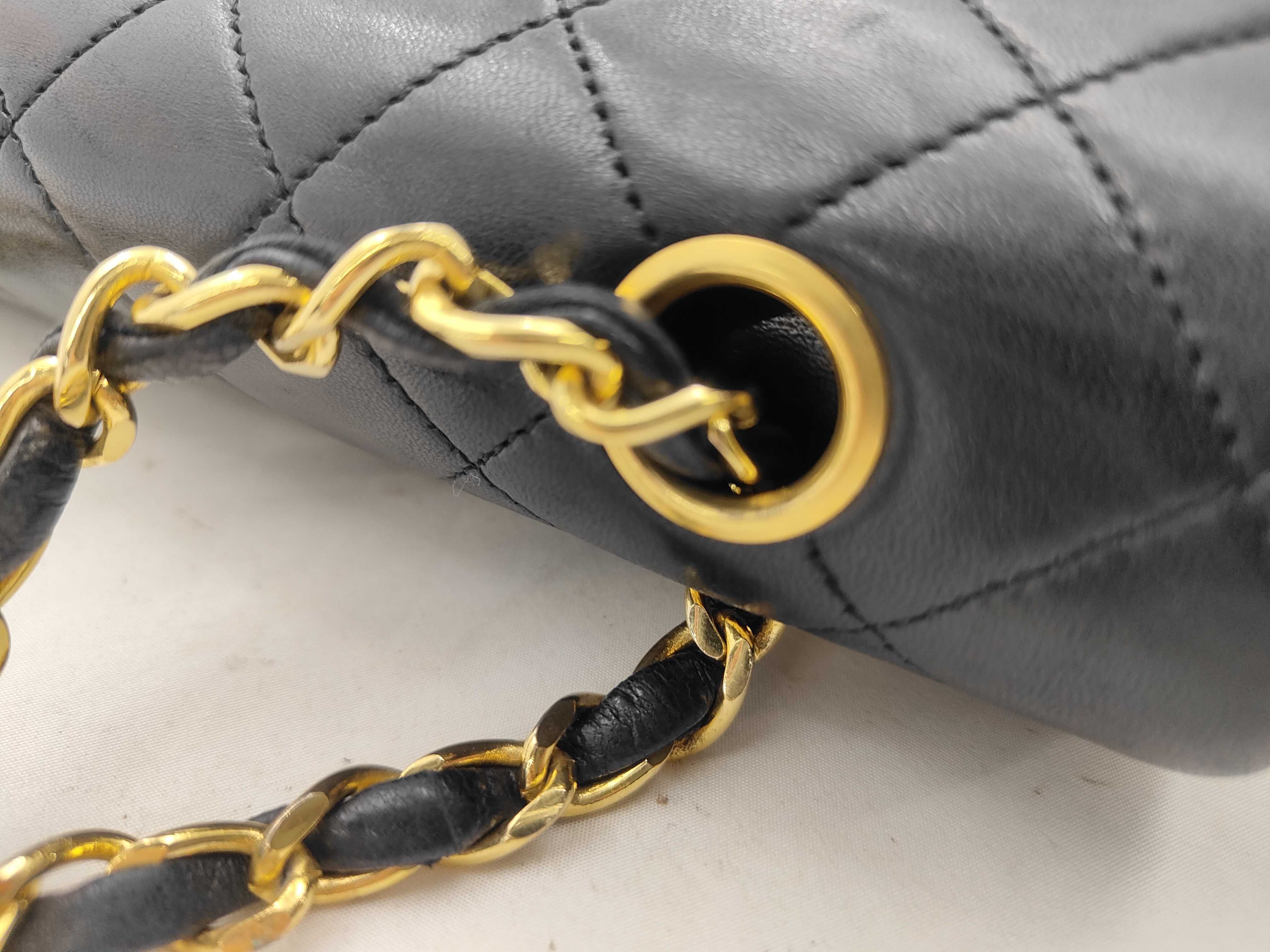 Matelassé 25 Lambskin Double Flap Double Chain Shoulder Bag — view 5