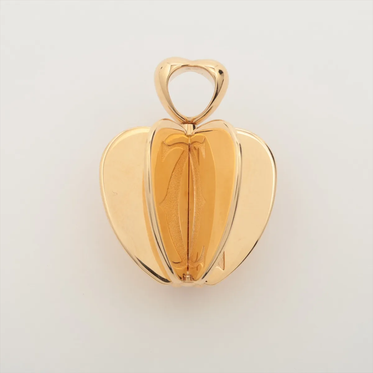 Apple Necklace Pendant, 750 (Yellow Gold), 14.1g, 935146, engraving almost completely faded. — view 2