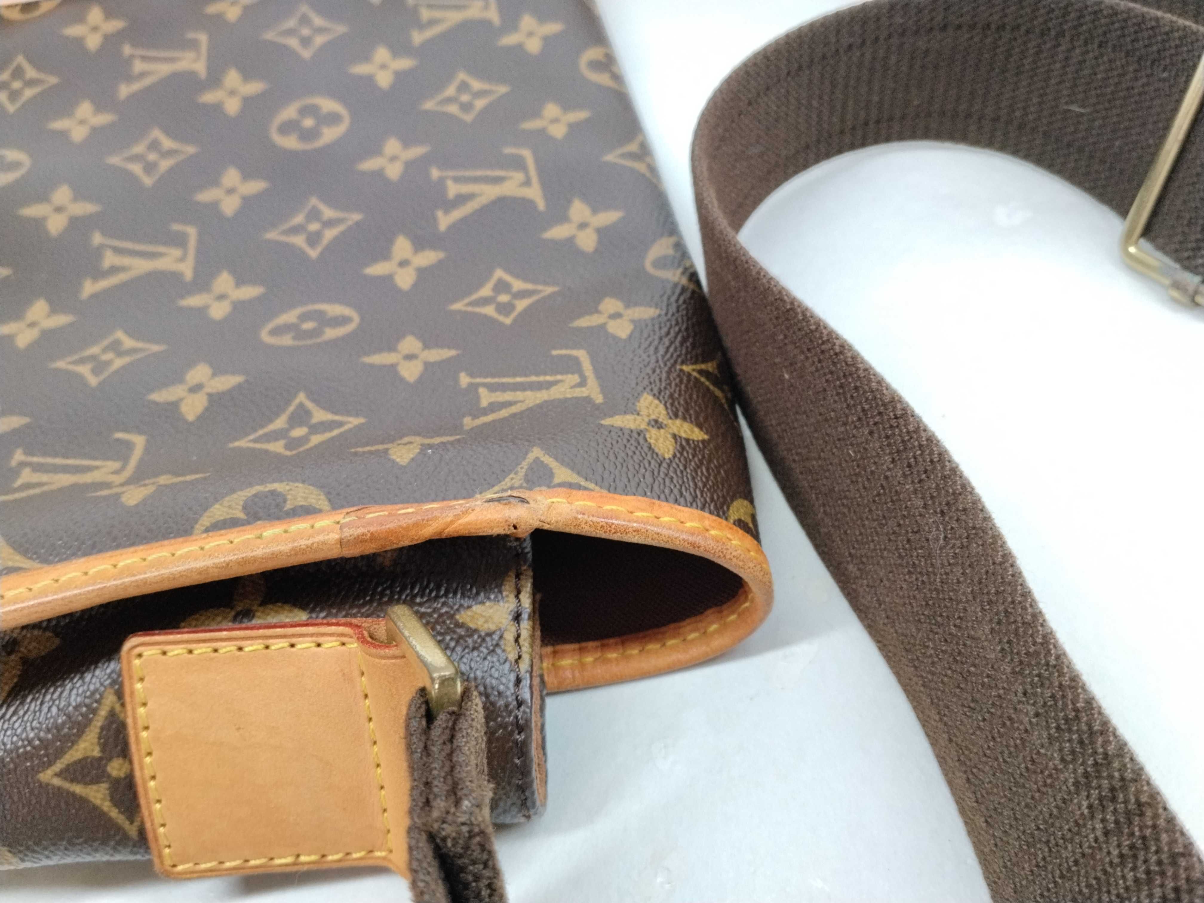 Monogram M40106 Messenger Bosphore Shoulder Bag — view 8