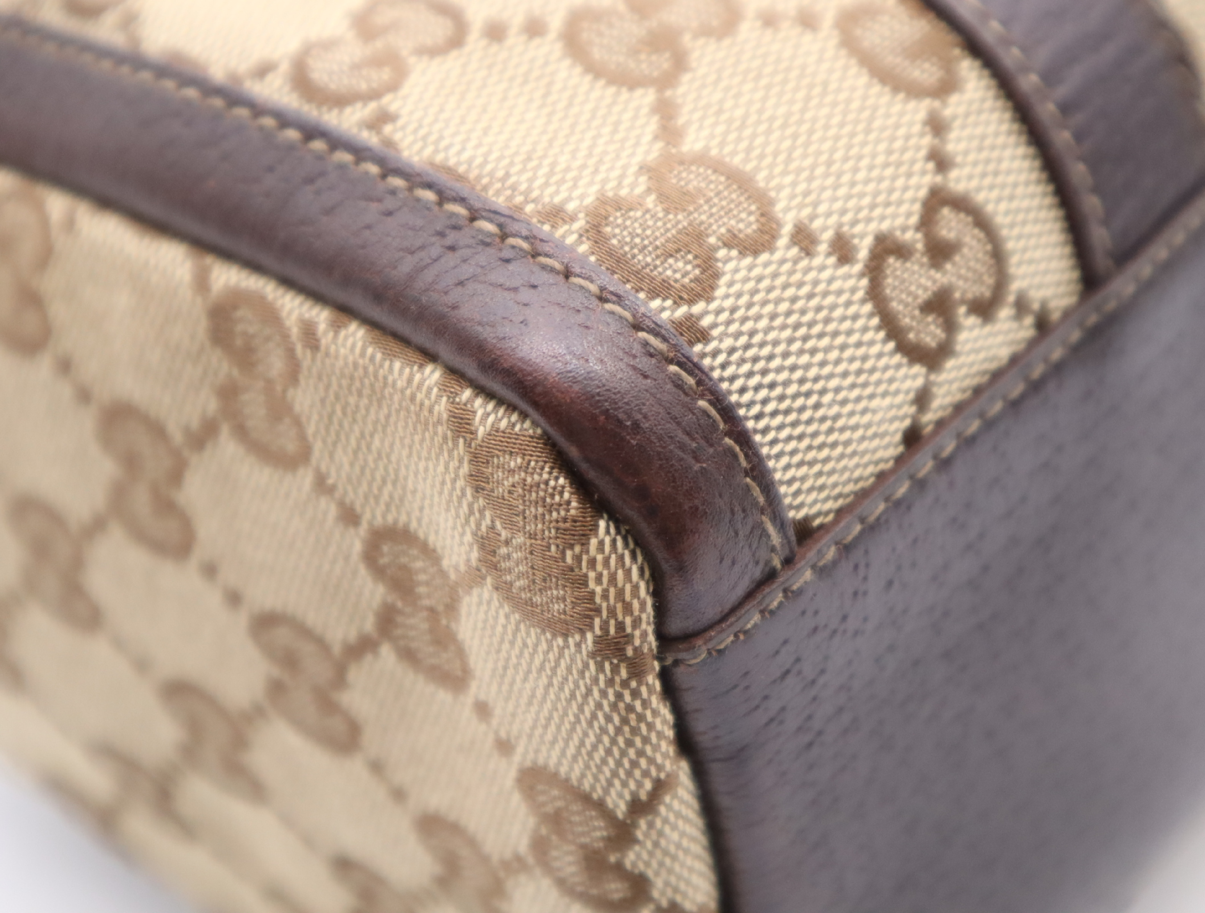 130942 Canvas x Leather GG Canvas Handbag Beige Gold Hardware Handbag — view 6