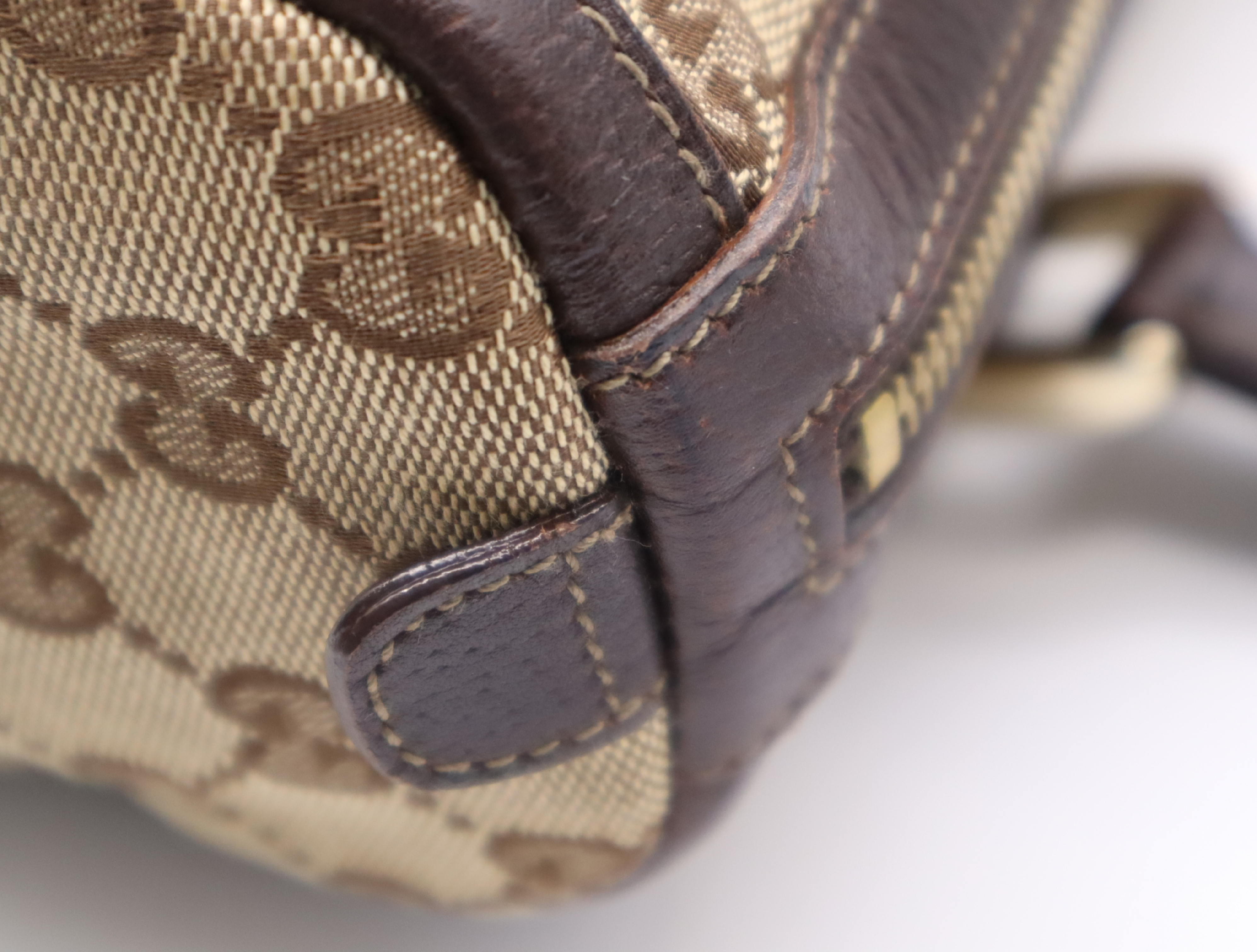 130942 Canvas x Leather GG Canvas Handbag Beige Gold Hardware Handbag — view 8
