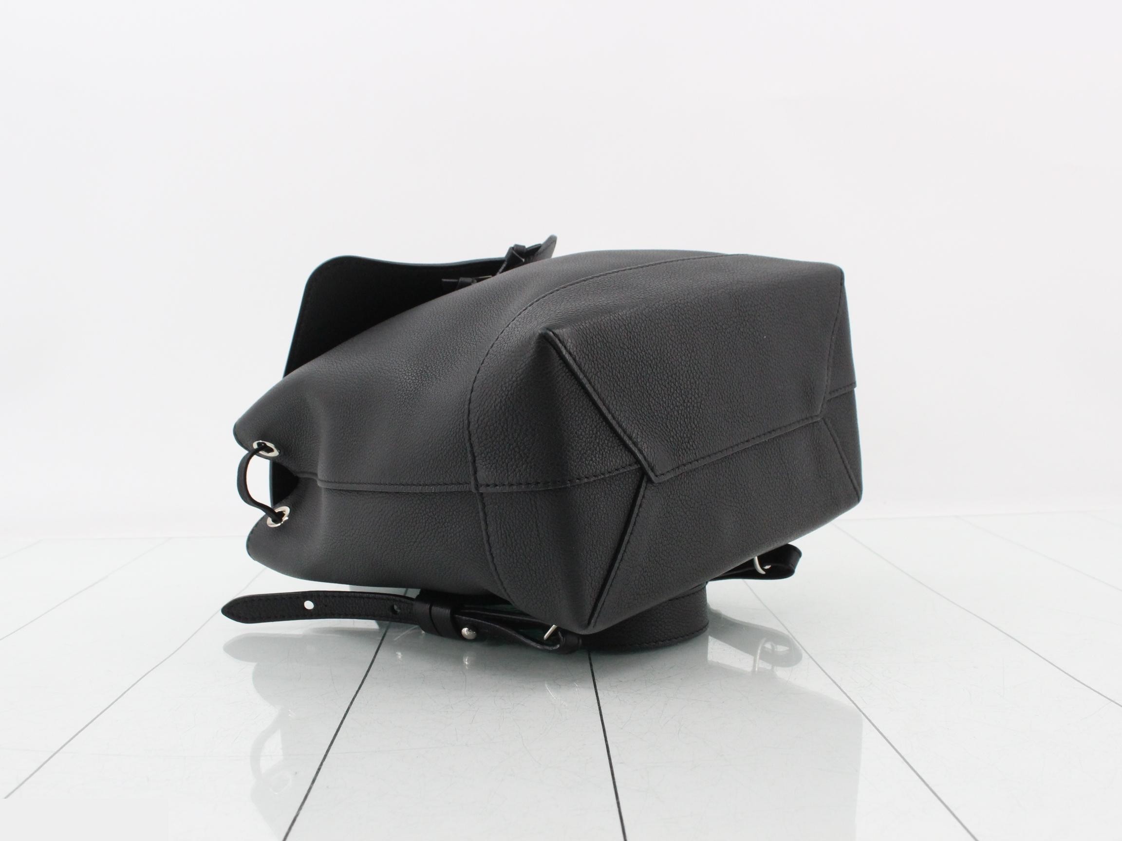 LV Lockme Backpack — view 5