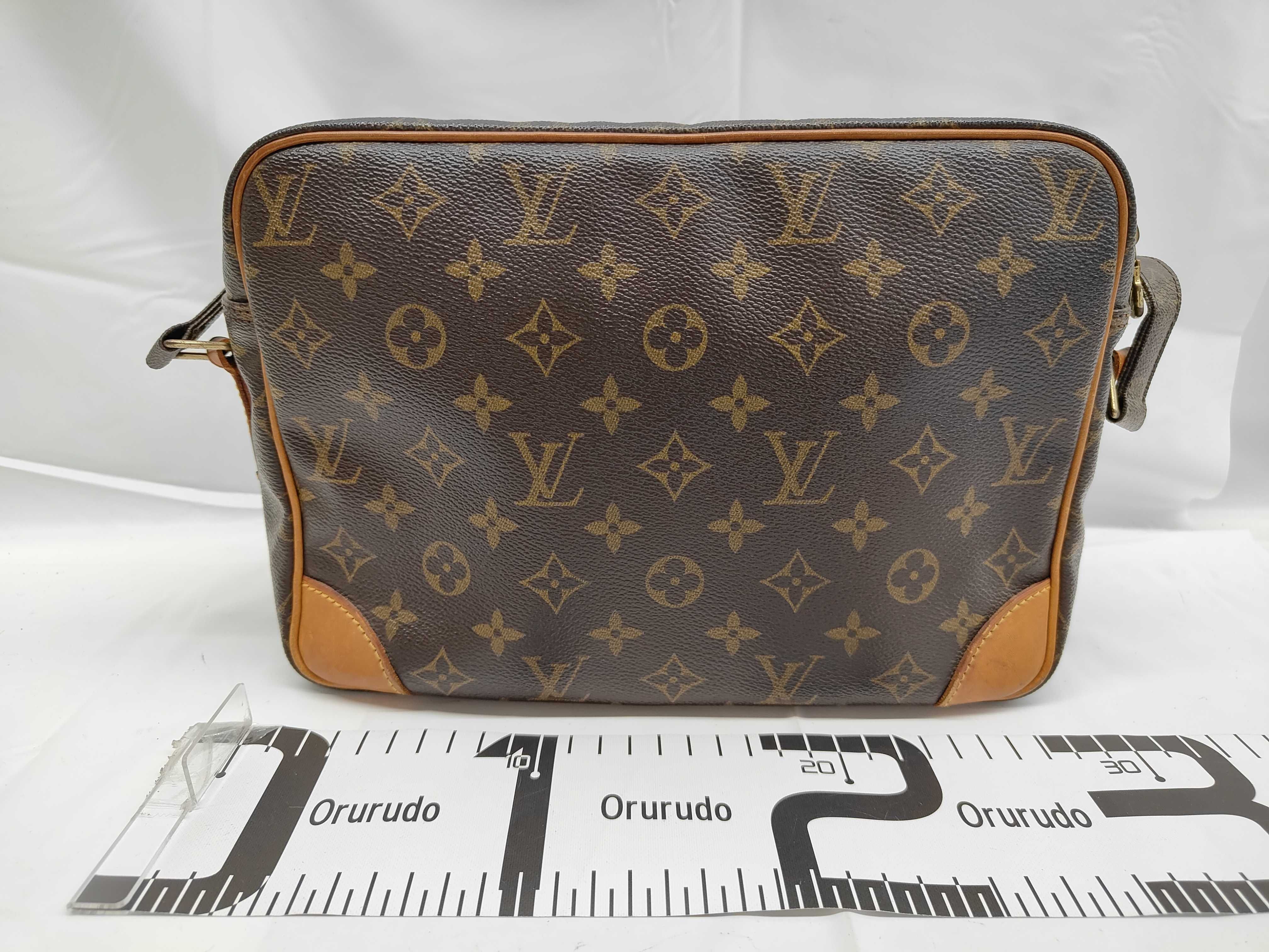 LV Nile M45244 Monogram Shoulder Bag — view 2