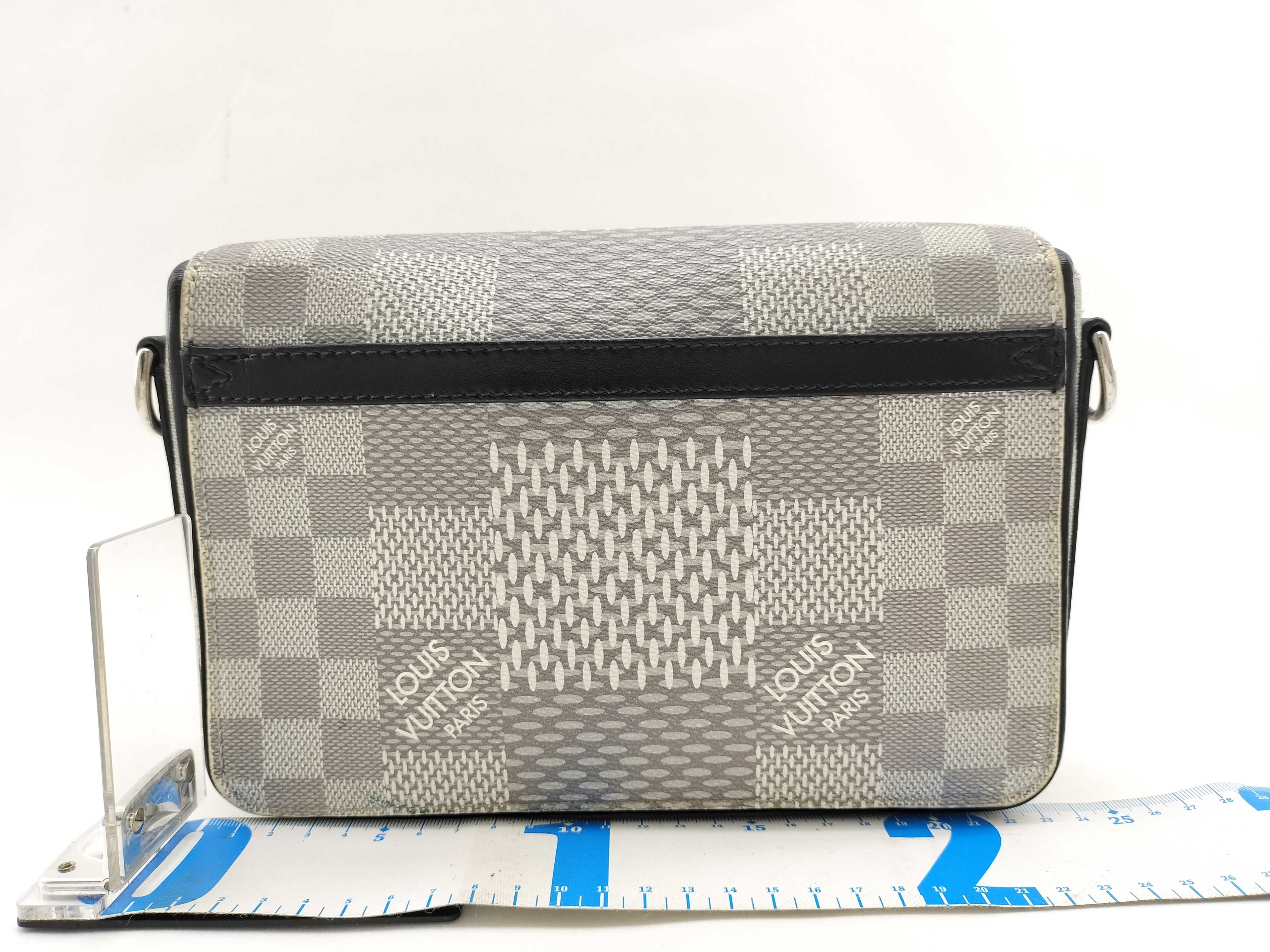 Damier Graphite 3D Studio Messenger Bag N50014 (RFID detected) — view 2