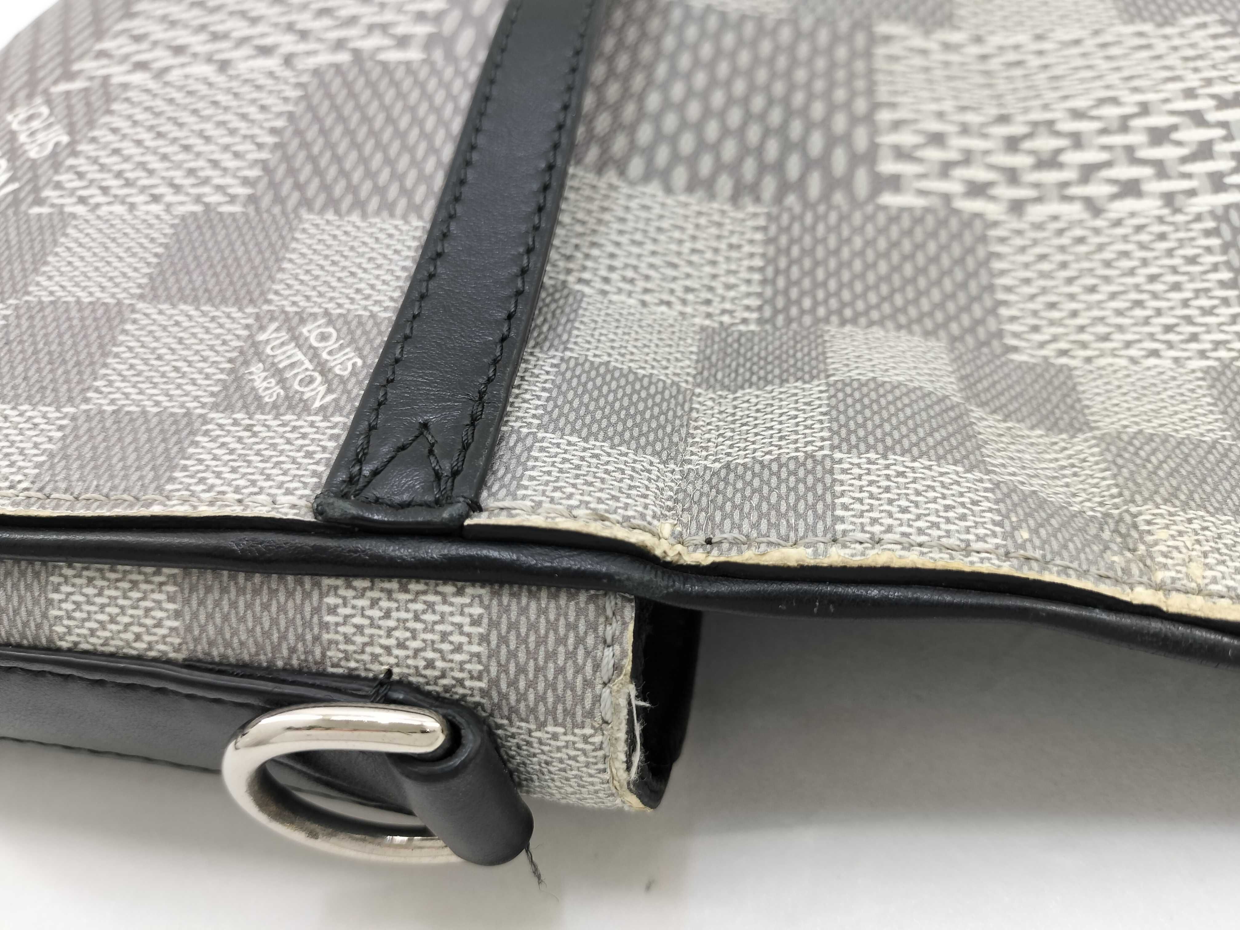 Damier Graphite 3D Studio Messenger Bag N50014 (RFID detected) — view 15