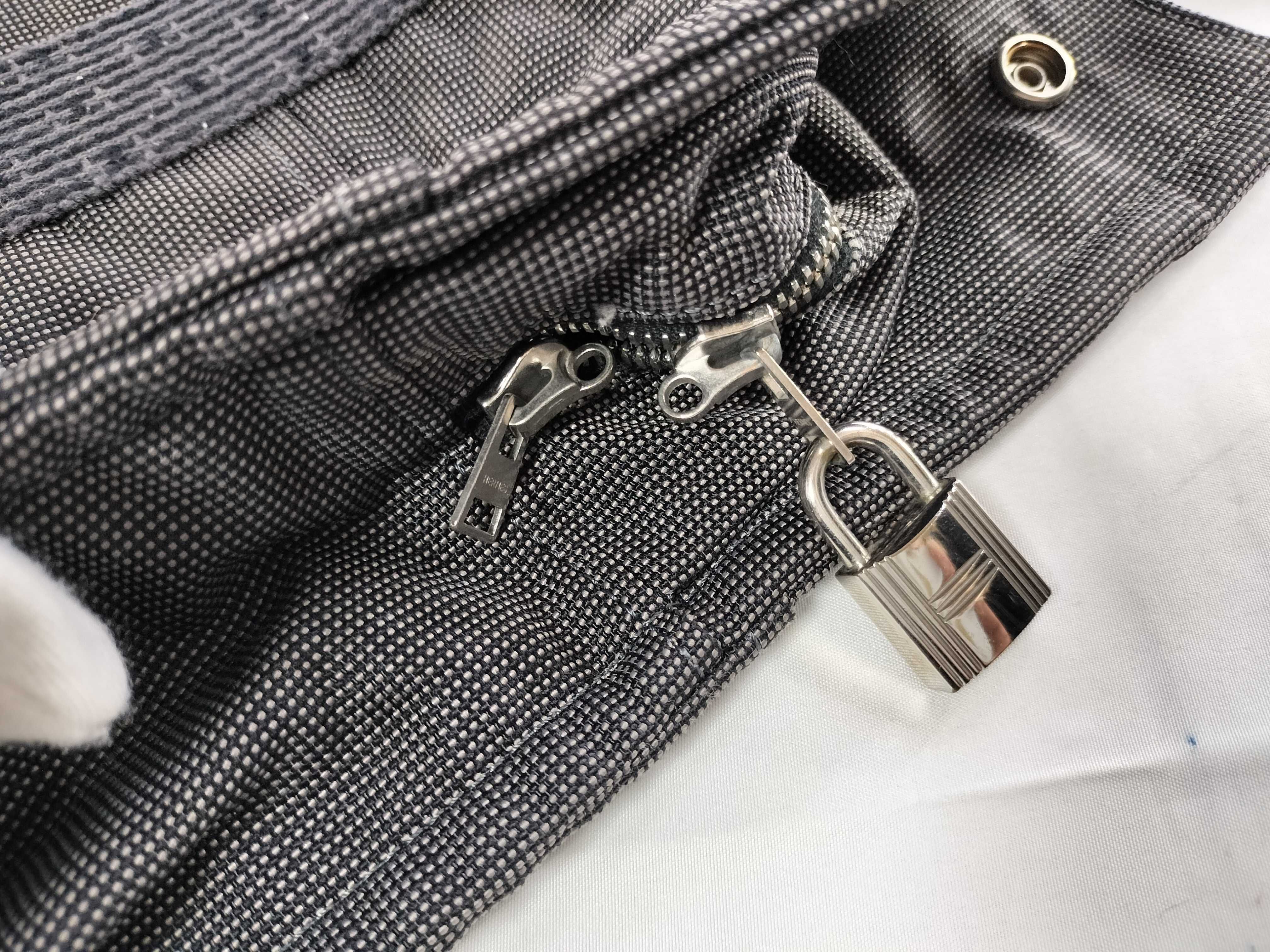 Herline GM Grey Tote Bag — view 13