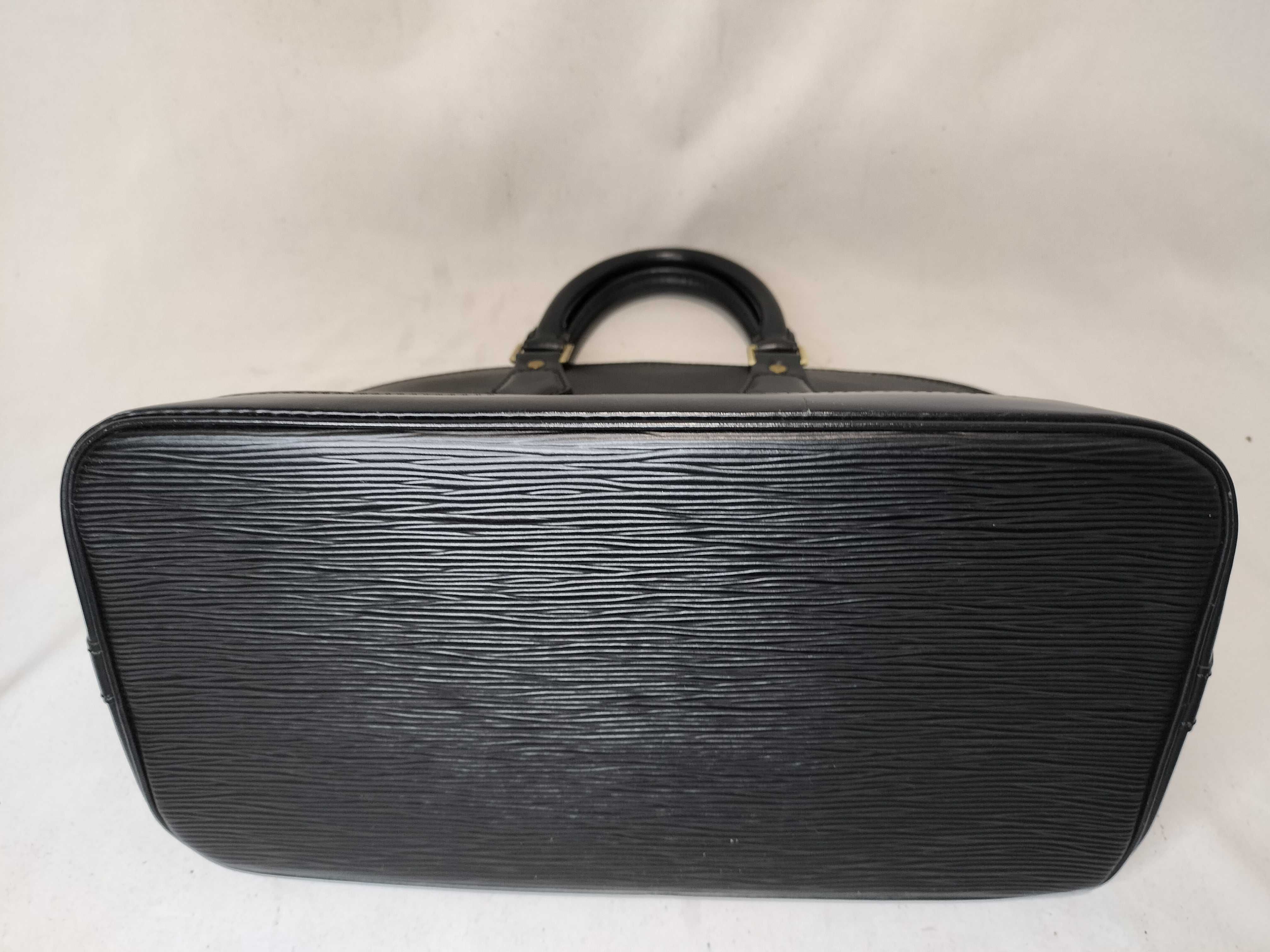 Epi Alma Noir Handbag — view 8