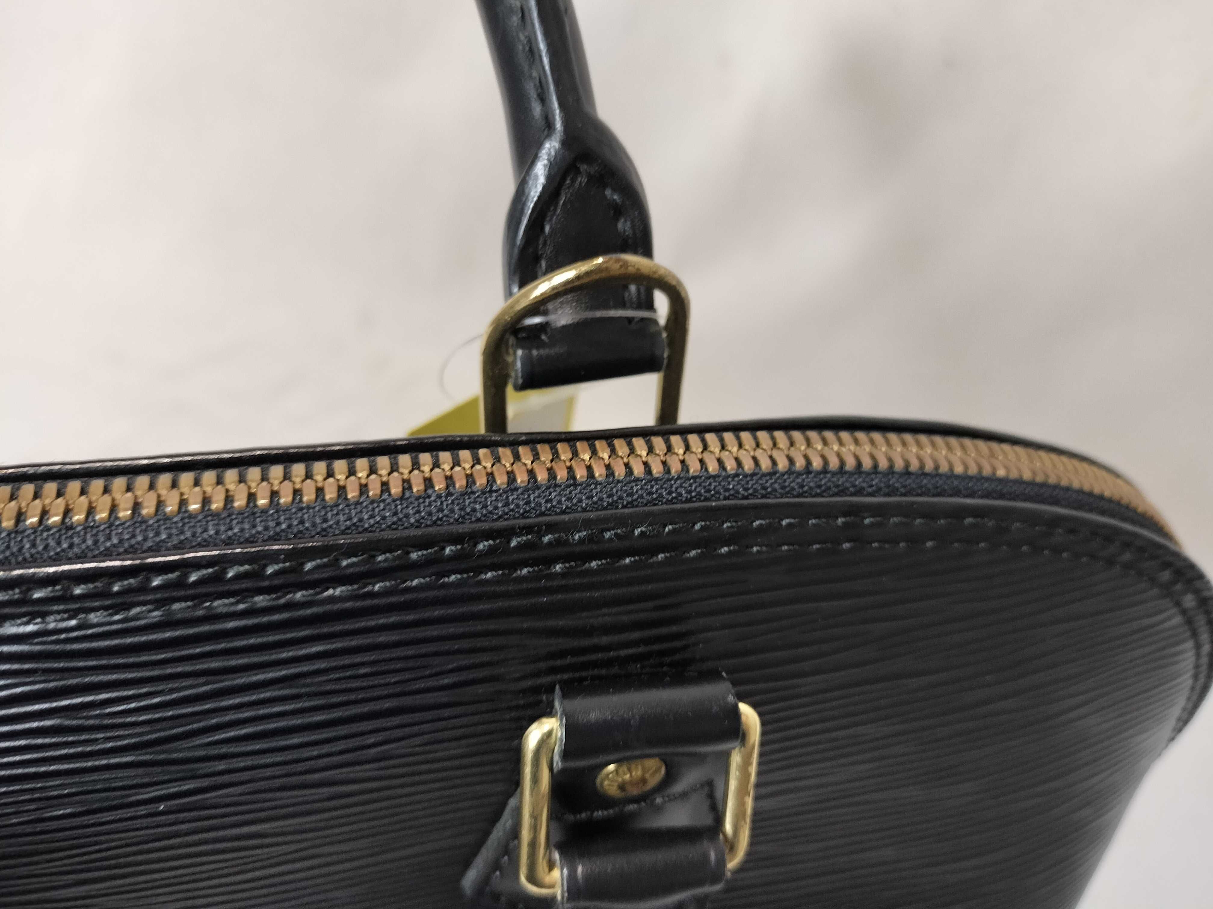 Epi Alma Noir Handbag — view 9