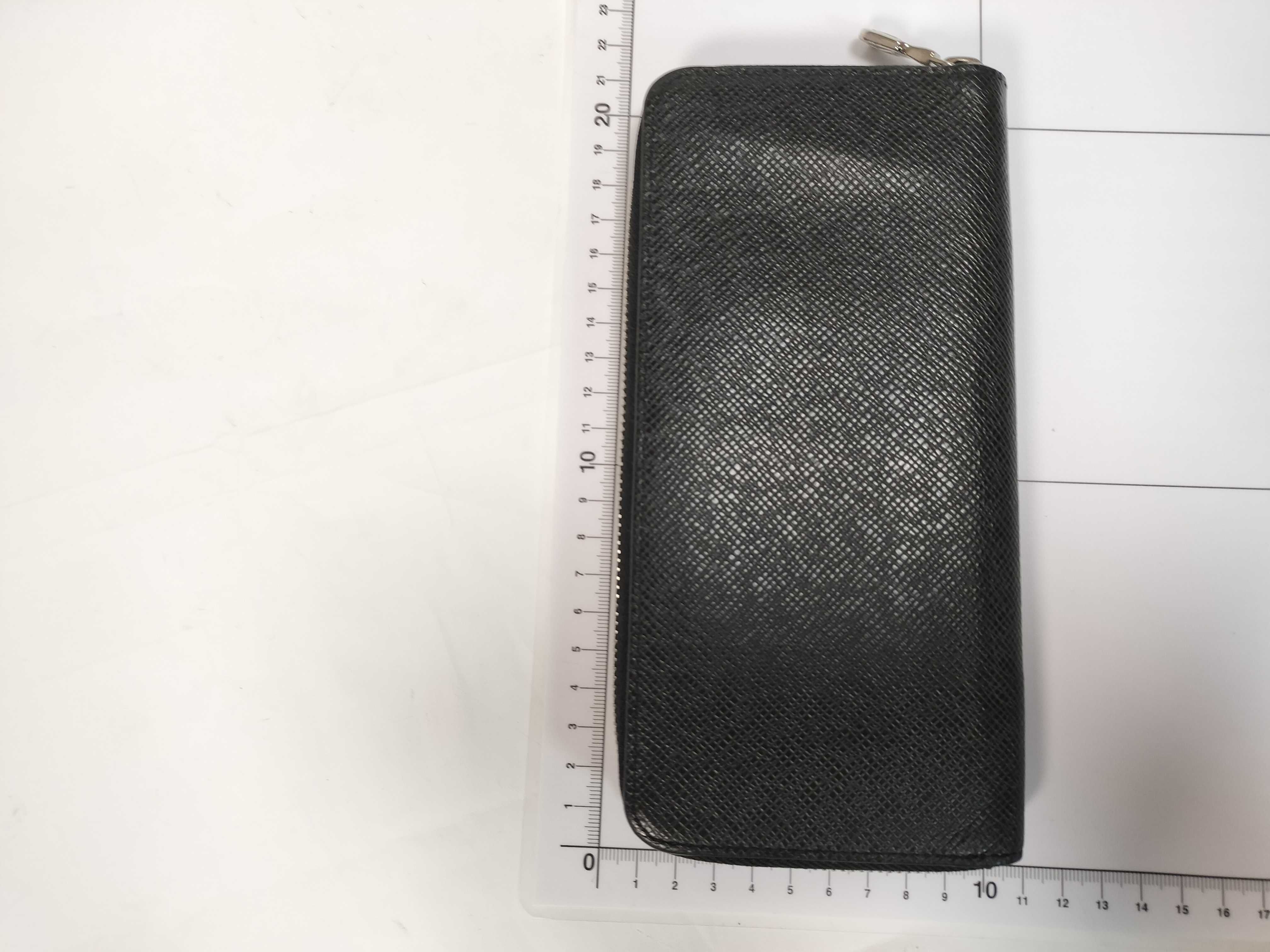 Taiga Vertical Taiga Alwars Wallet — view 2