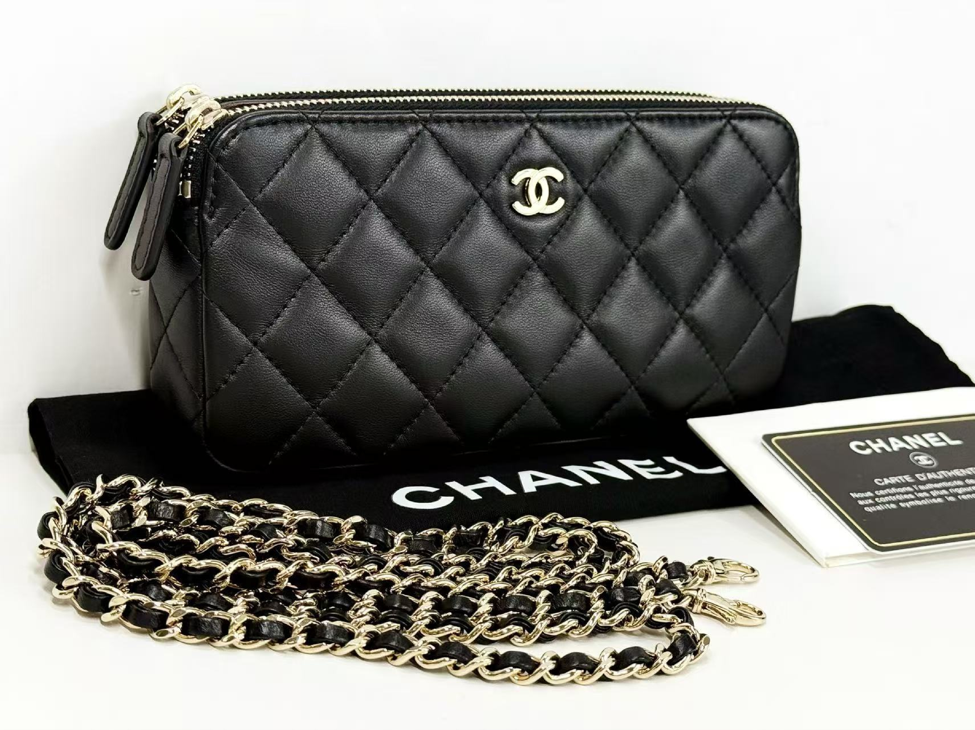 Black Matelassé WOC W19cm approx. 22 series [Includes dust bag, booklet, authenticity card, and seal] Gold hardware Shoulder bag 22774883 — view 2