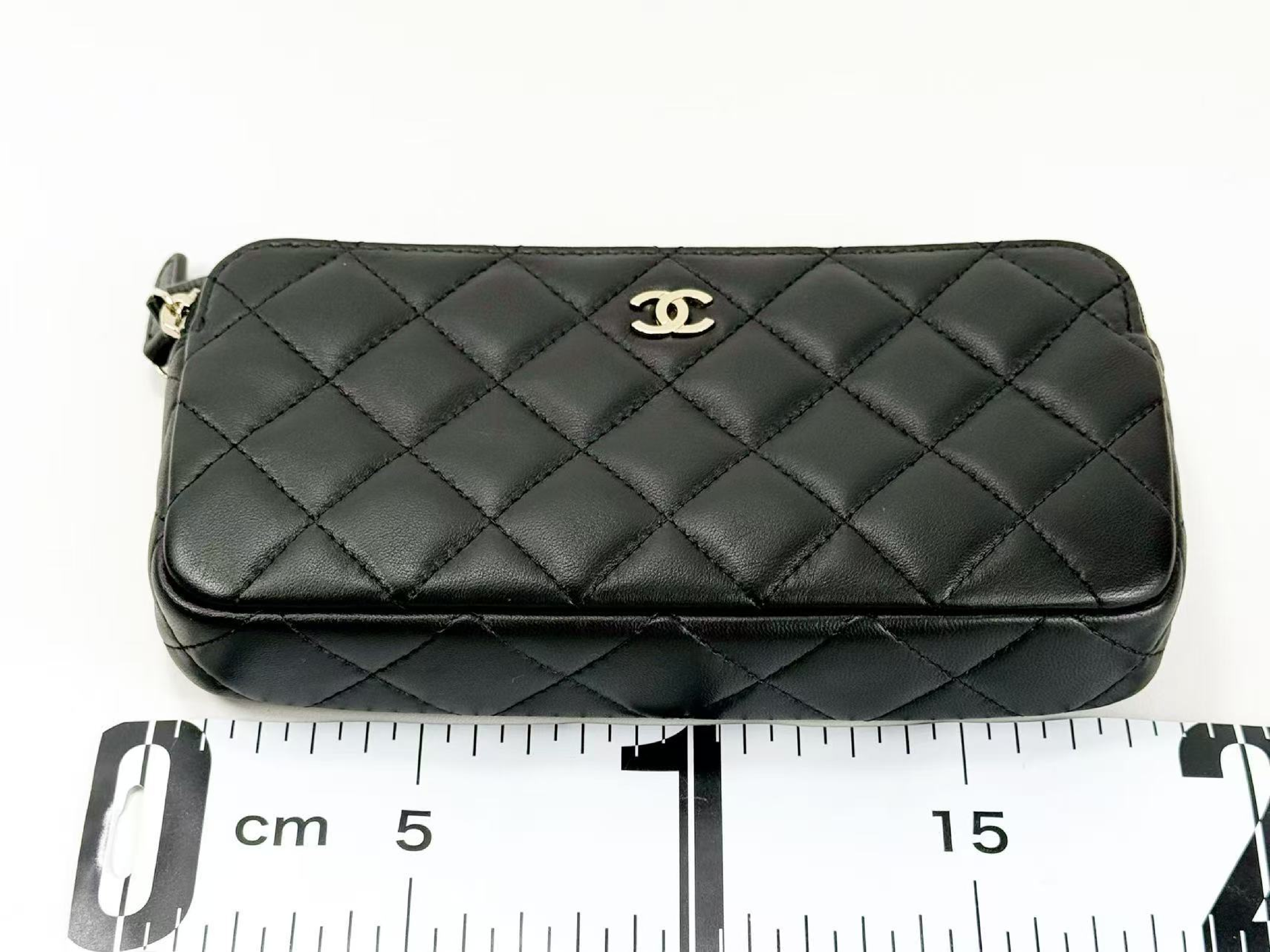 Black Matelassé WOC W19cm approx. 22 series [Includes dust bag, booklet, authenticity card, and seal] Gold hardware Shoulder bag 22774883 — view 4