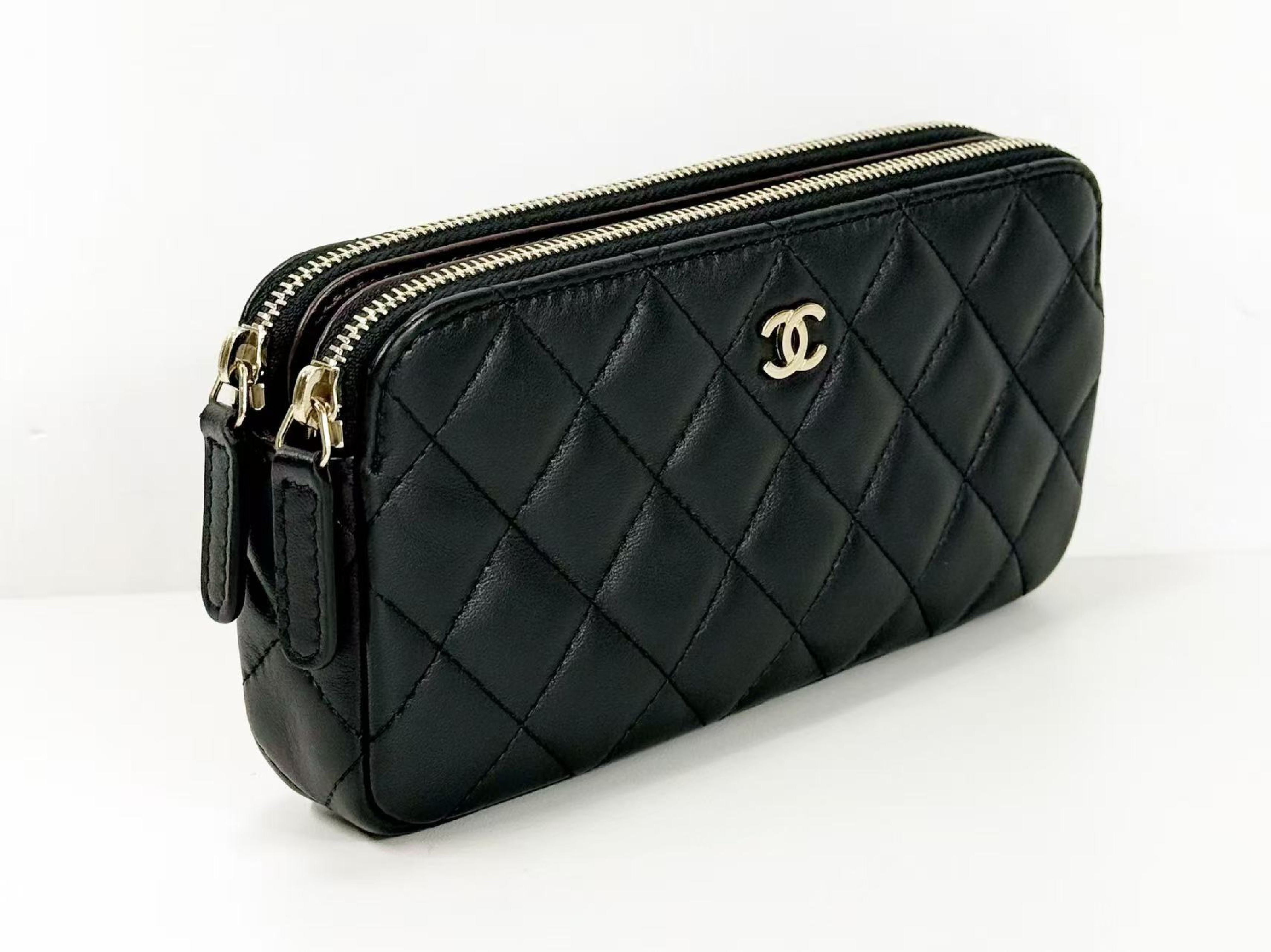 Black Matelassé WOC W19cm approx. 22 series [Includes dust bag, booklet, authenticity card, and seal] Gold hardware Shoulder bag 22774883 — view 6