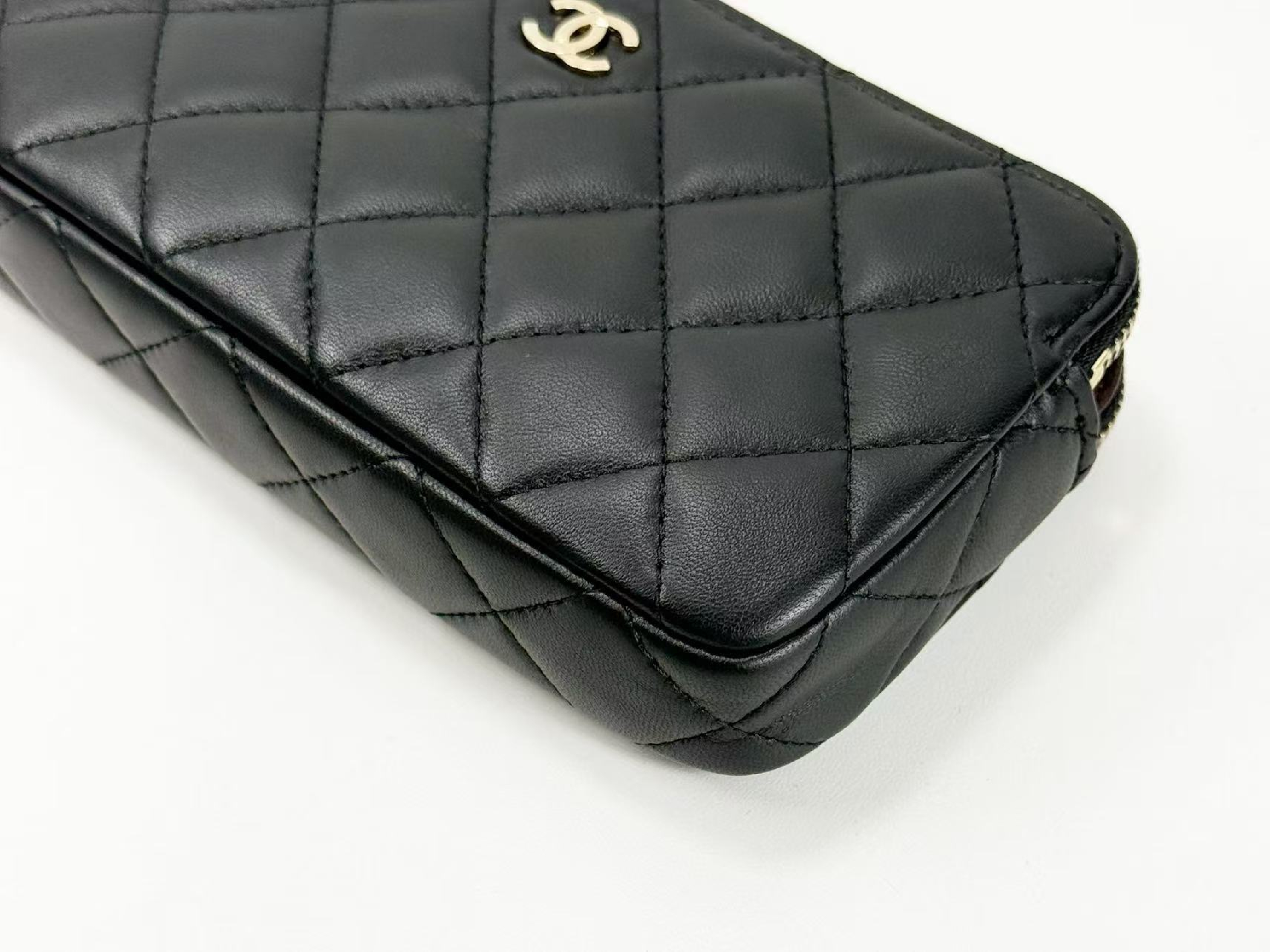 Black Matelassé WOC W19cm approx. 22 series [Includes dust bag, booklet, authenticity card, and seal] Gold hardware Shoulder bag 22774883 — view 10