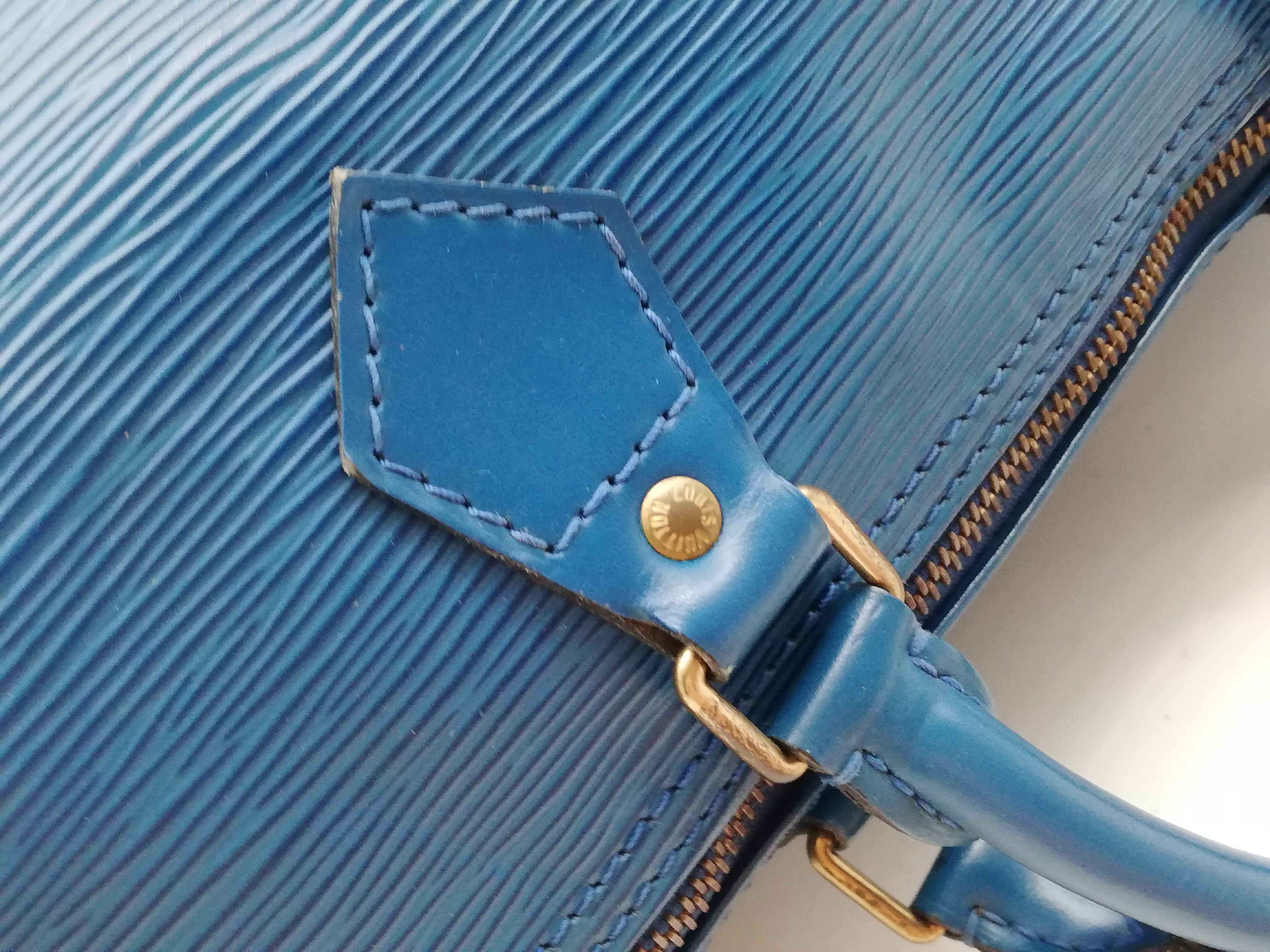 Epi Speedy 40 M42985 Handbag — view 13