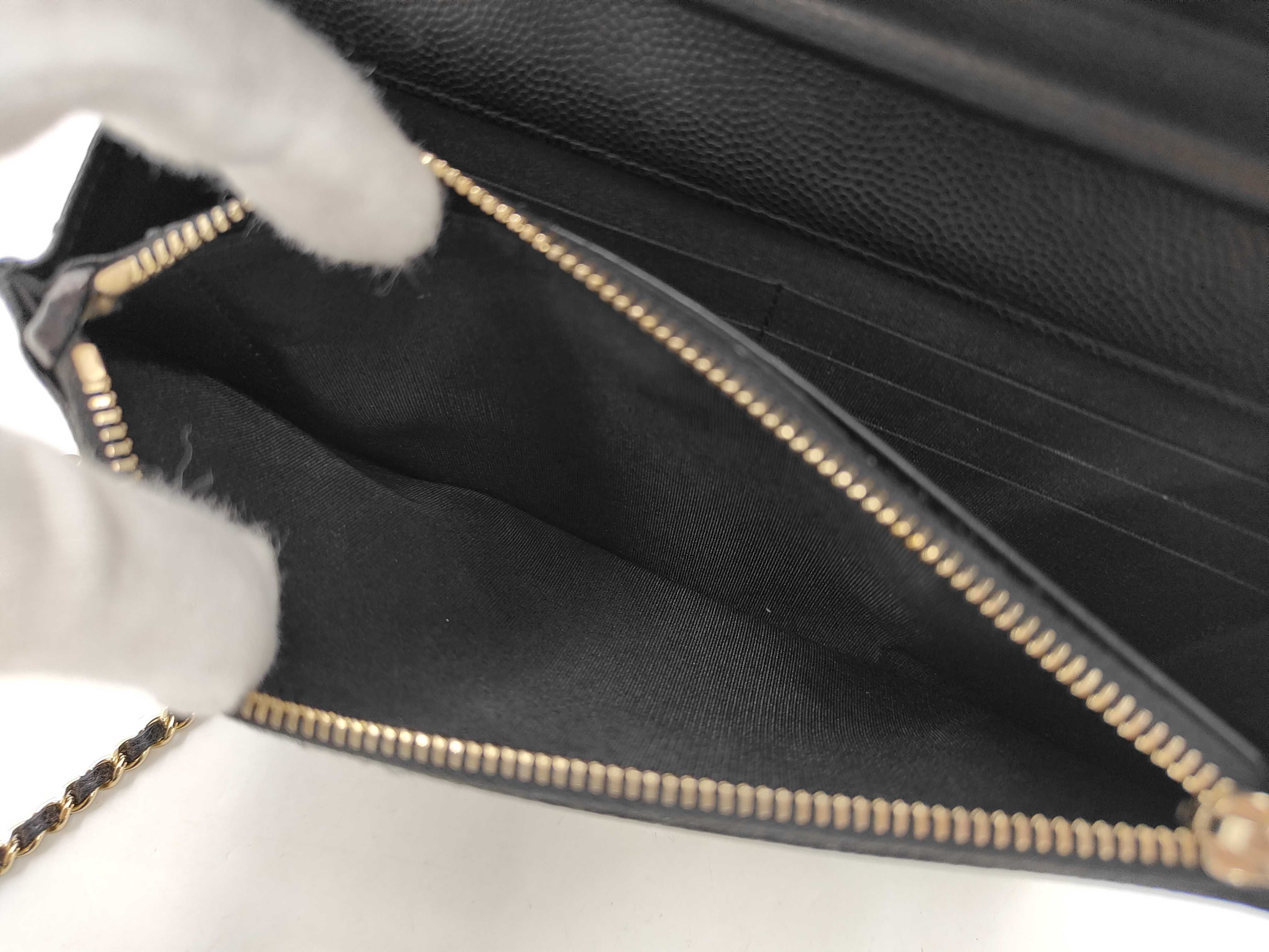 Matelassé Chain Wallet Shoulder Bag — view 12