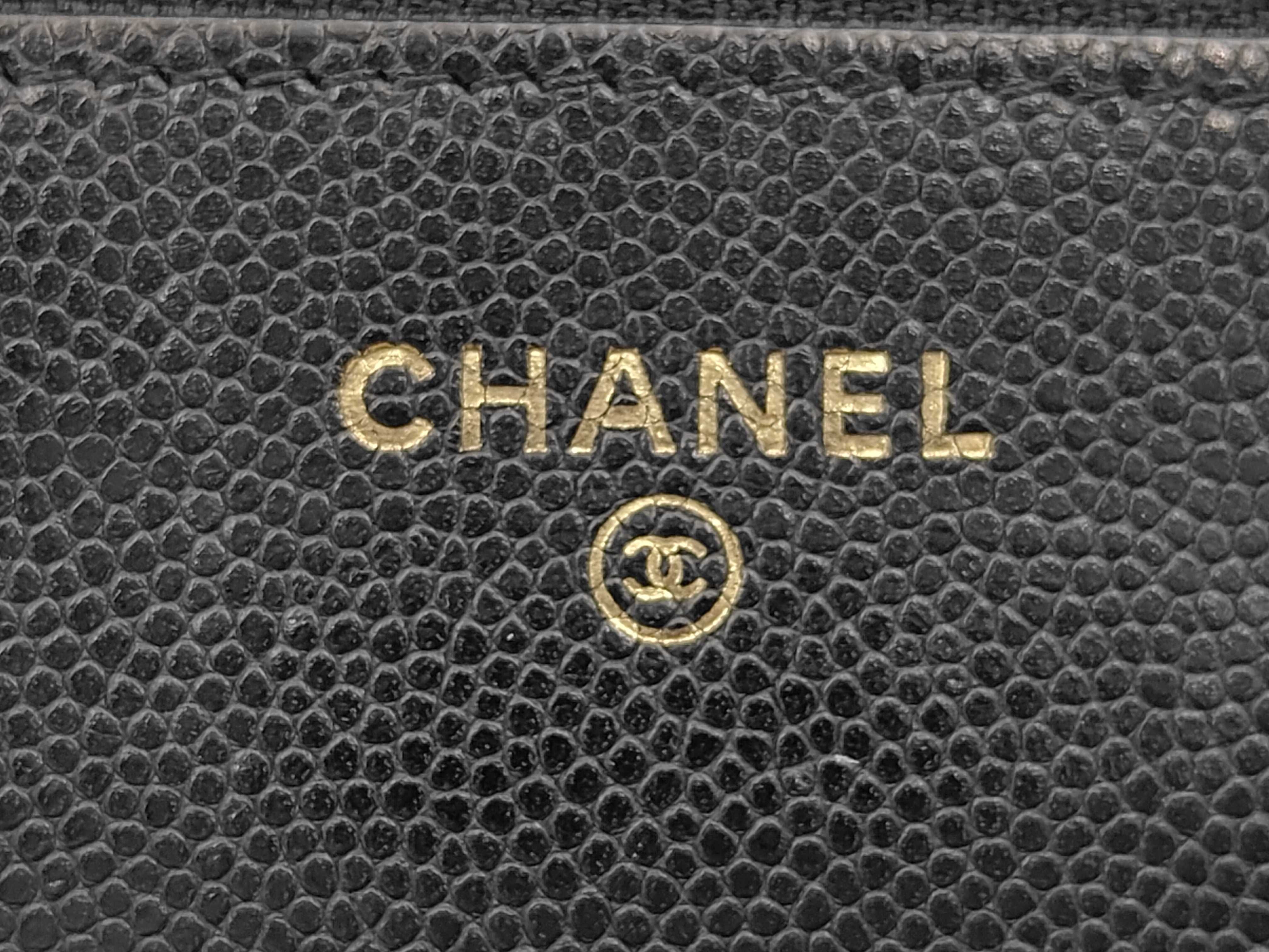 Matelassé Chain Wallet Shoulder Bag — view 14