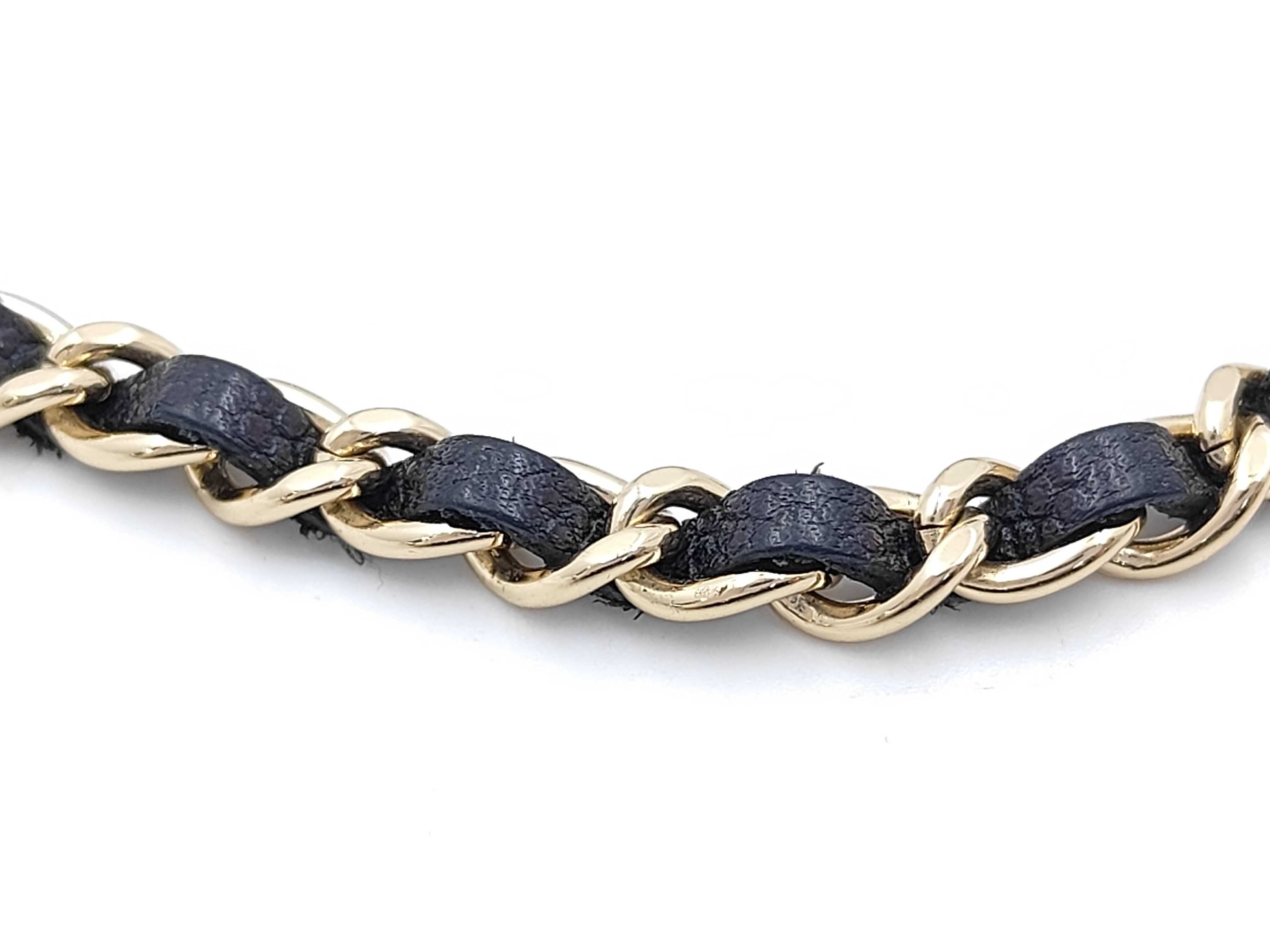 Matelassé Chain Wallet Shoulder Bag — view 4