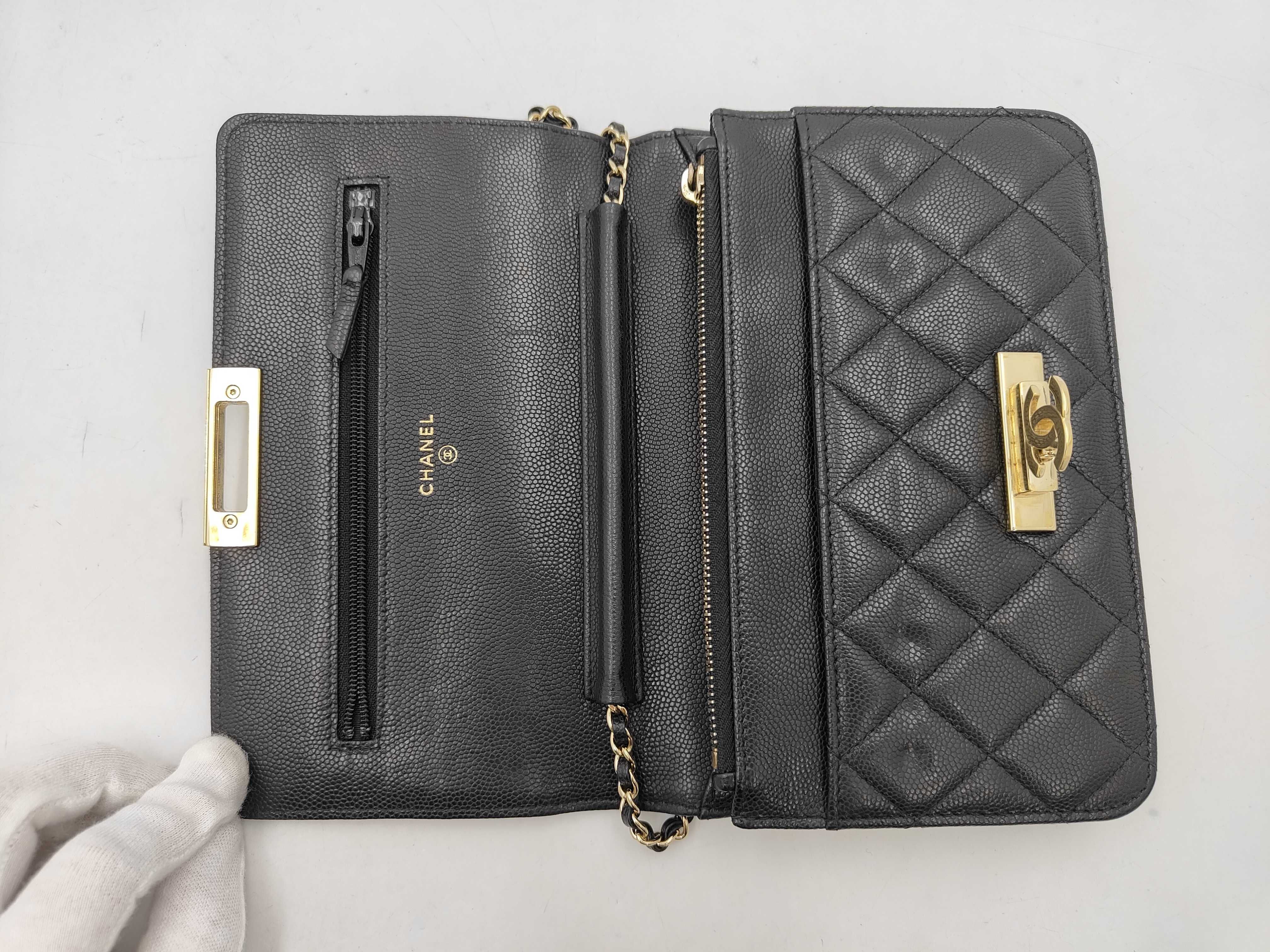 Matelassé Chain Wallet Shoulder Bag — view 7