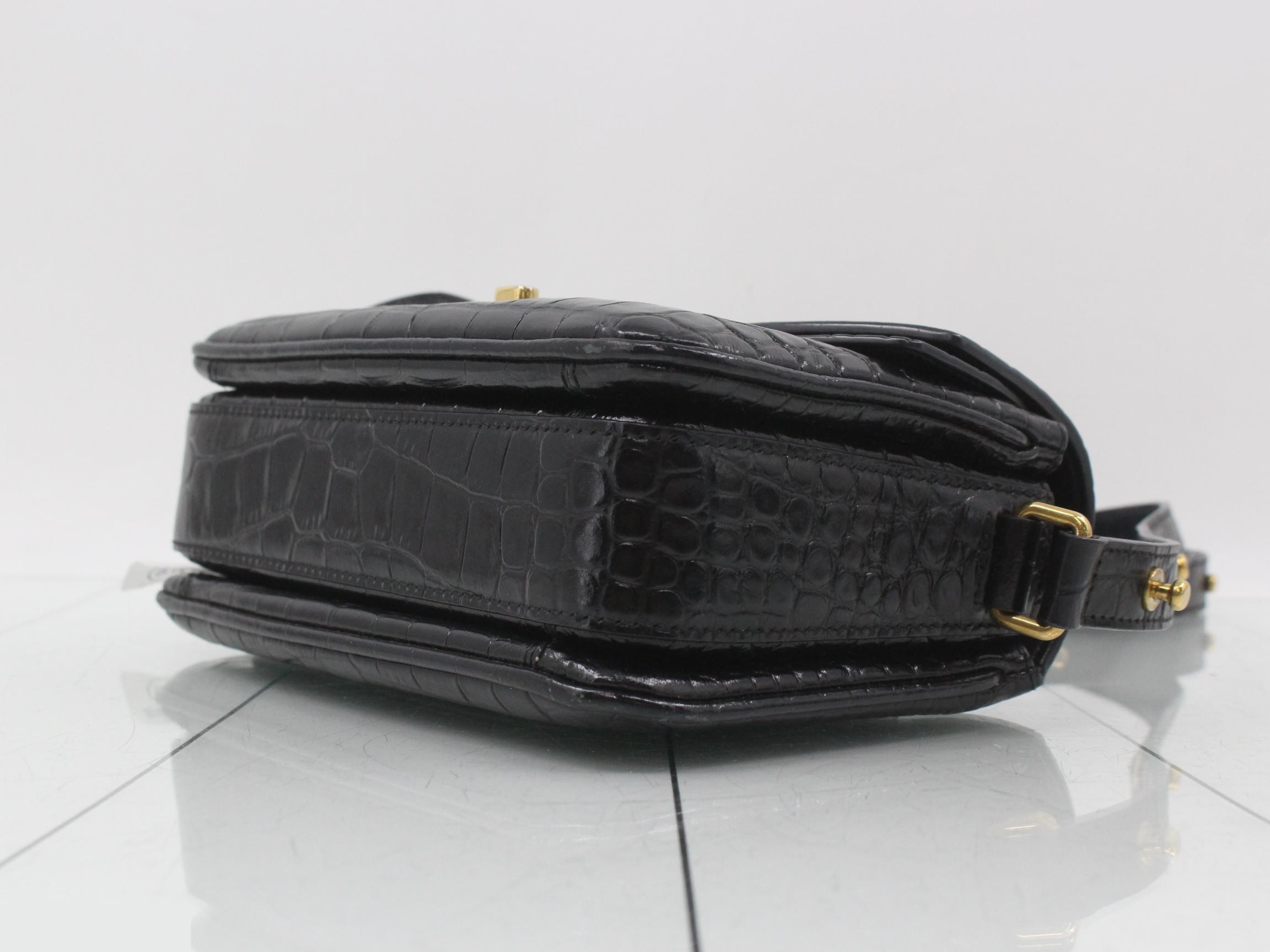 Crocodile-embossed shoulder bag with logo hardware — view 6