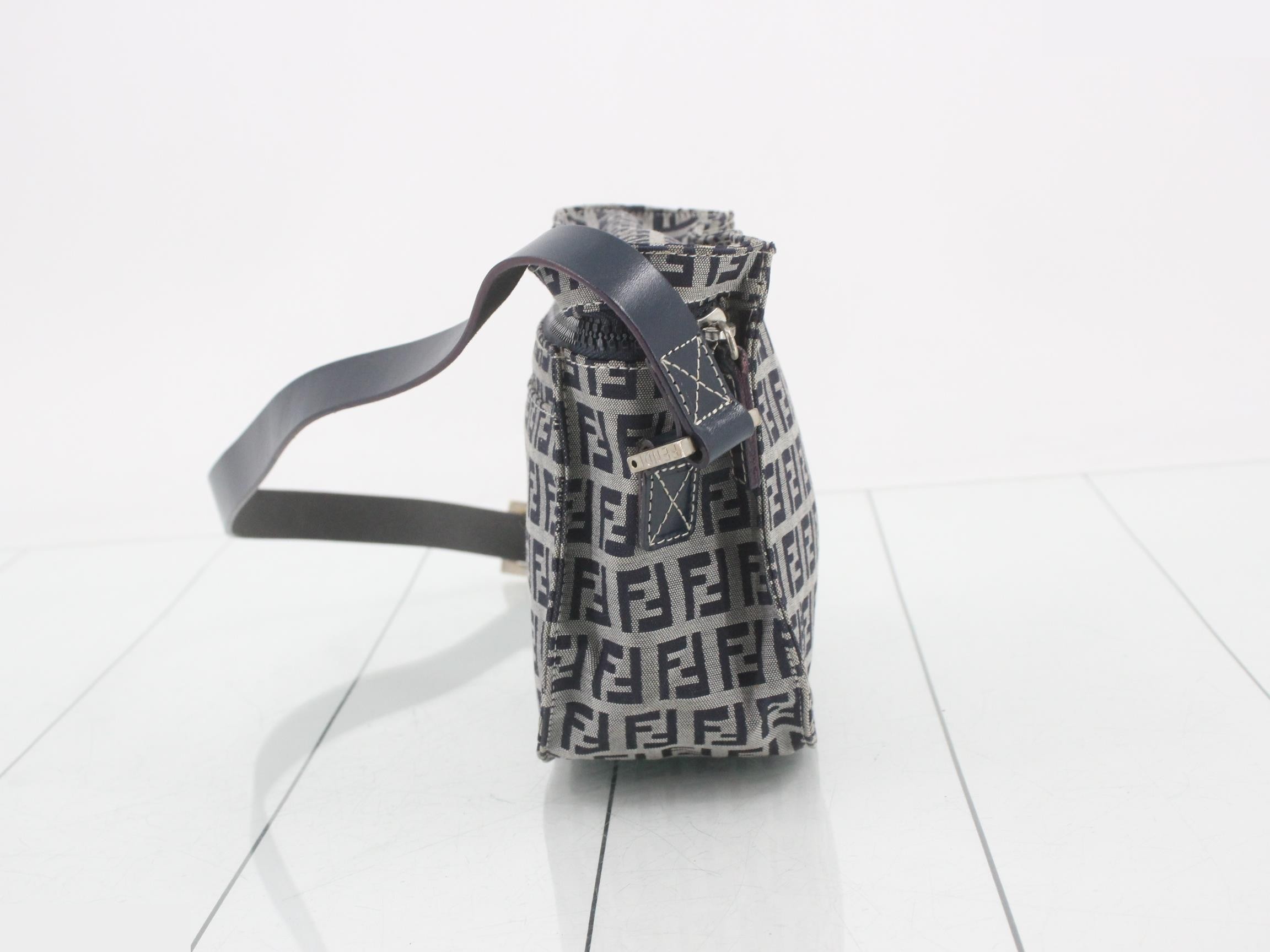 Zucchino Shoulder Bag, Navy — view 3