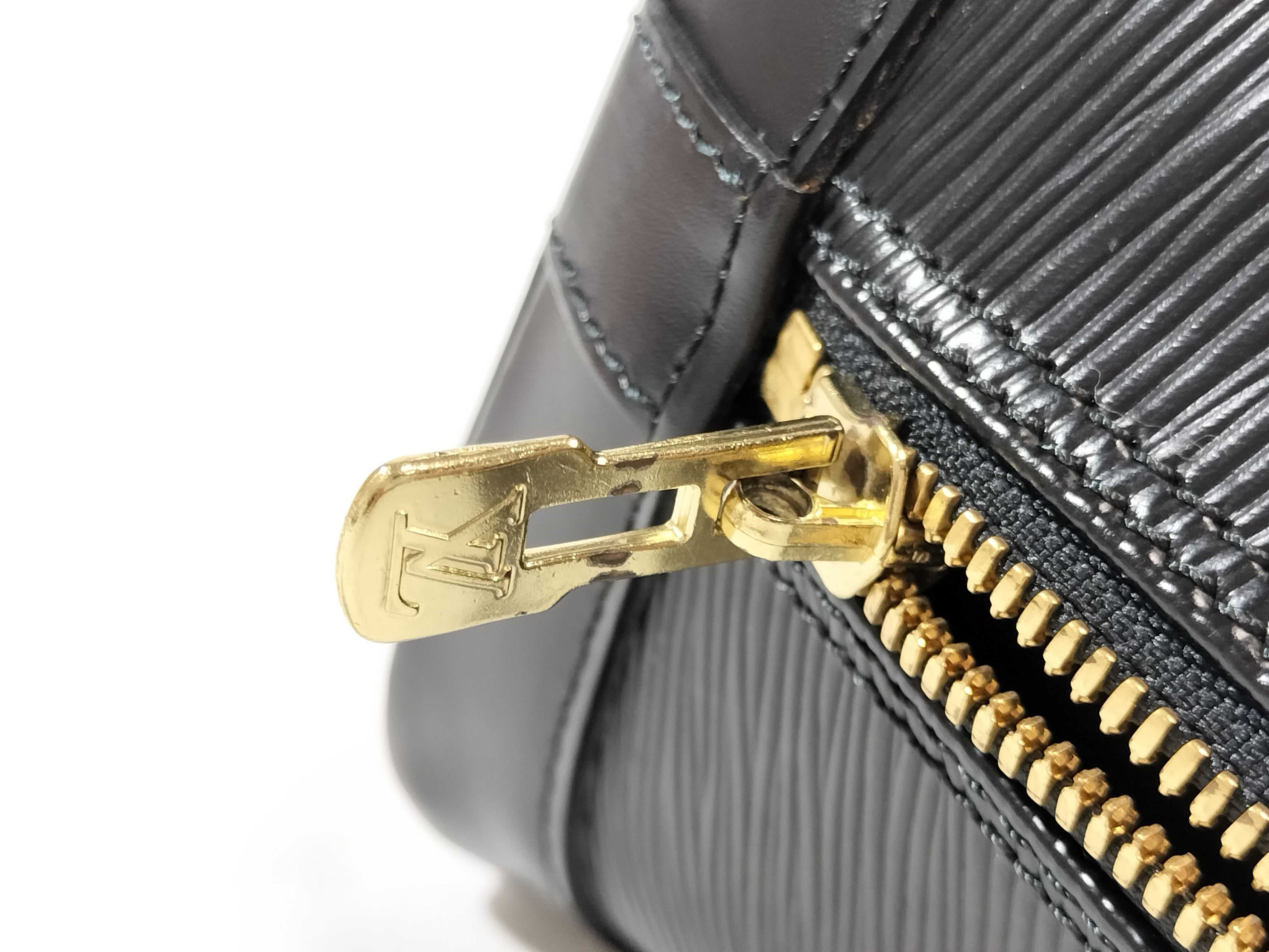 Epi Alma Handbag — view 15
