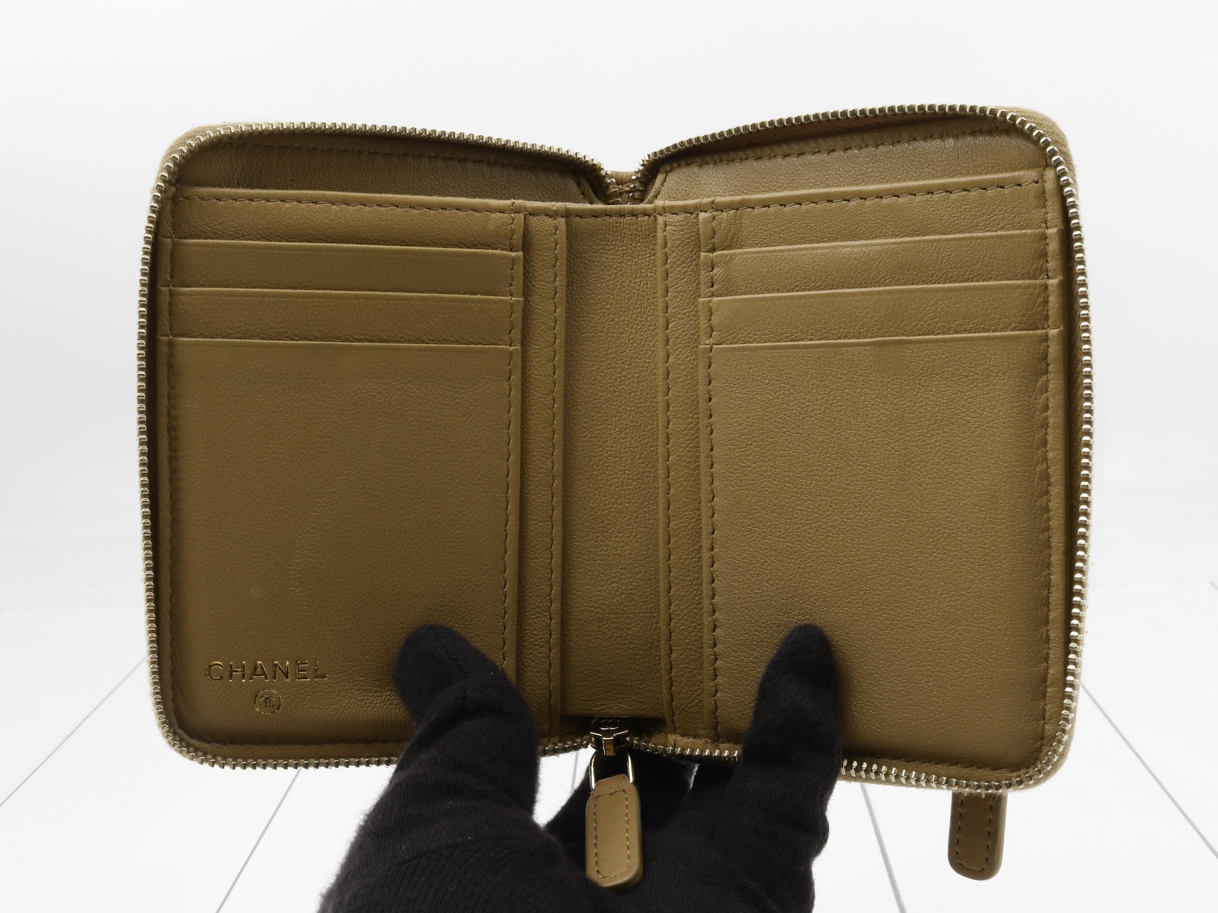 Matelassé wallet, lambskin — view 4