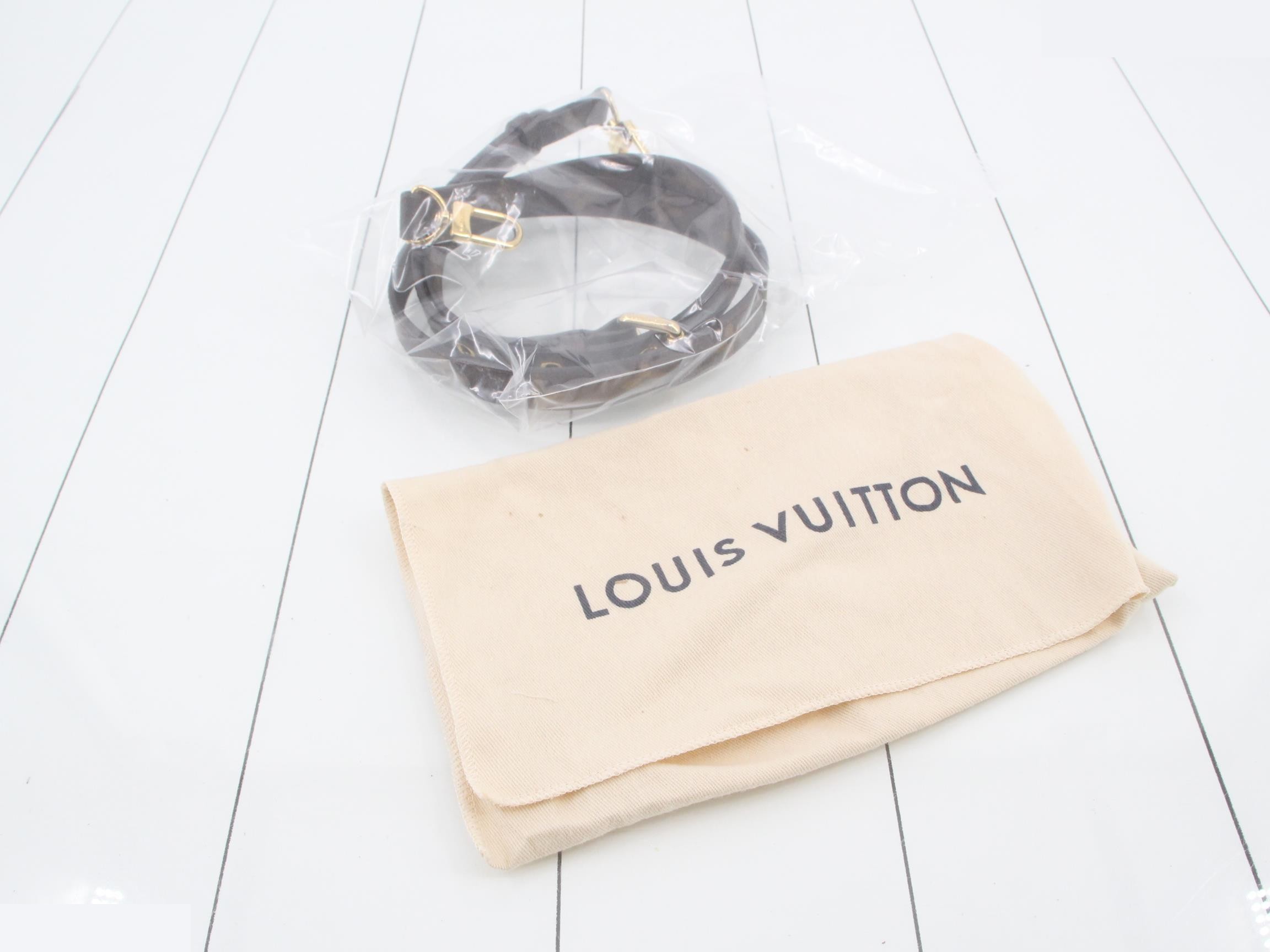 Monogram Pochette Metis MM 2-Way Handbag — view 7