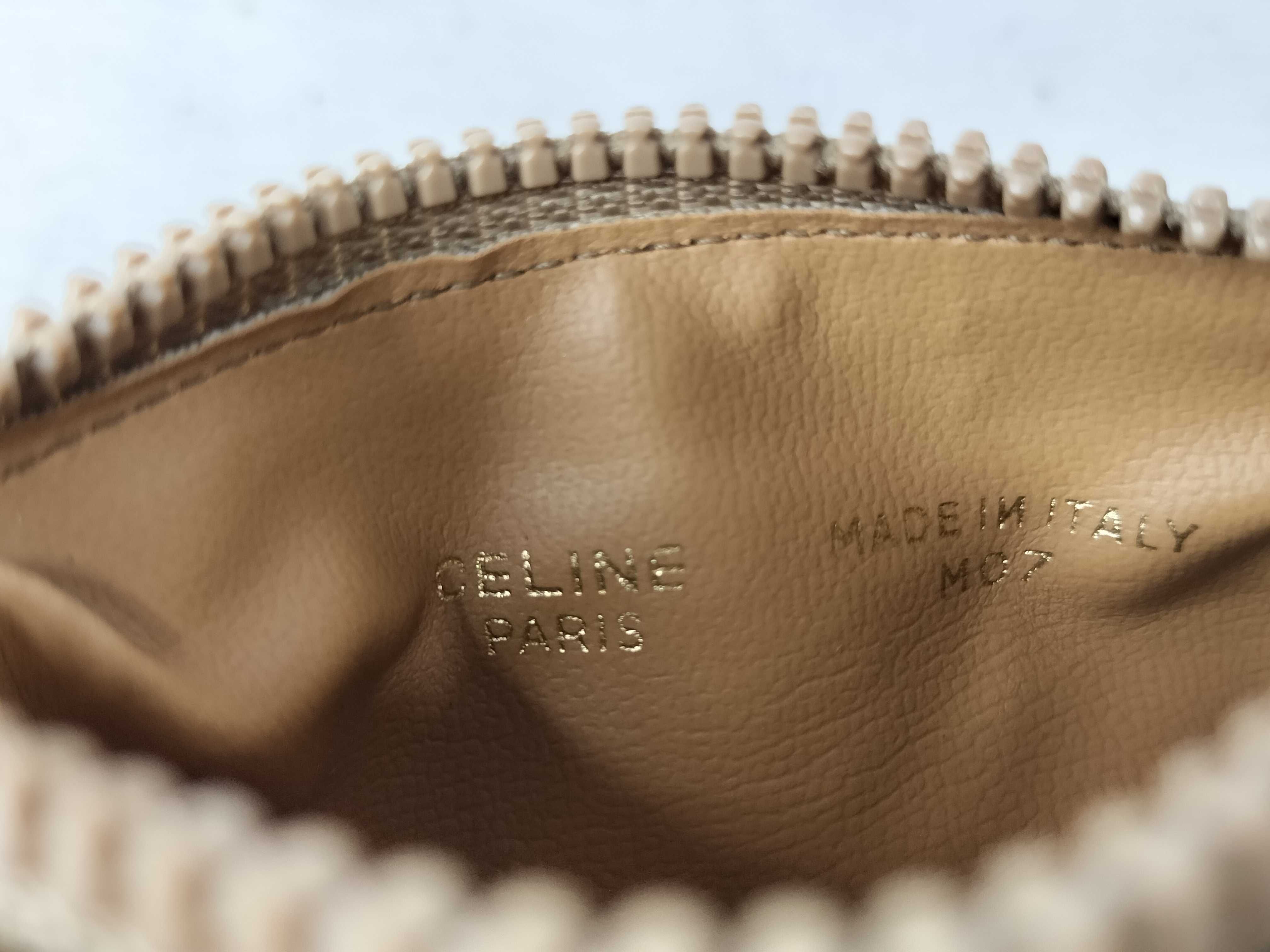 Coin Case — view 11