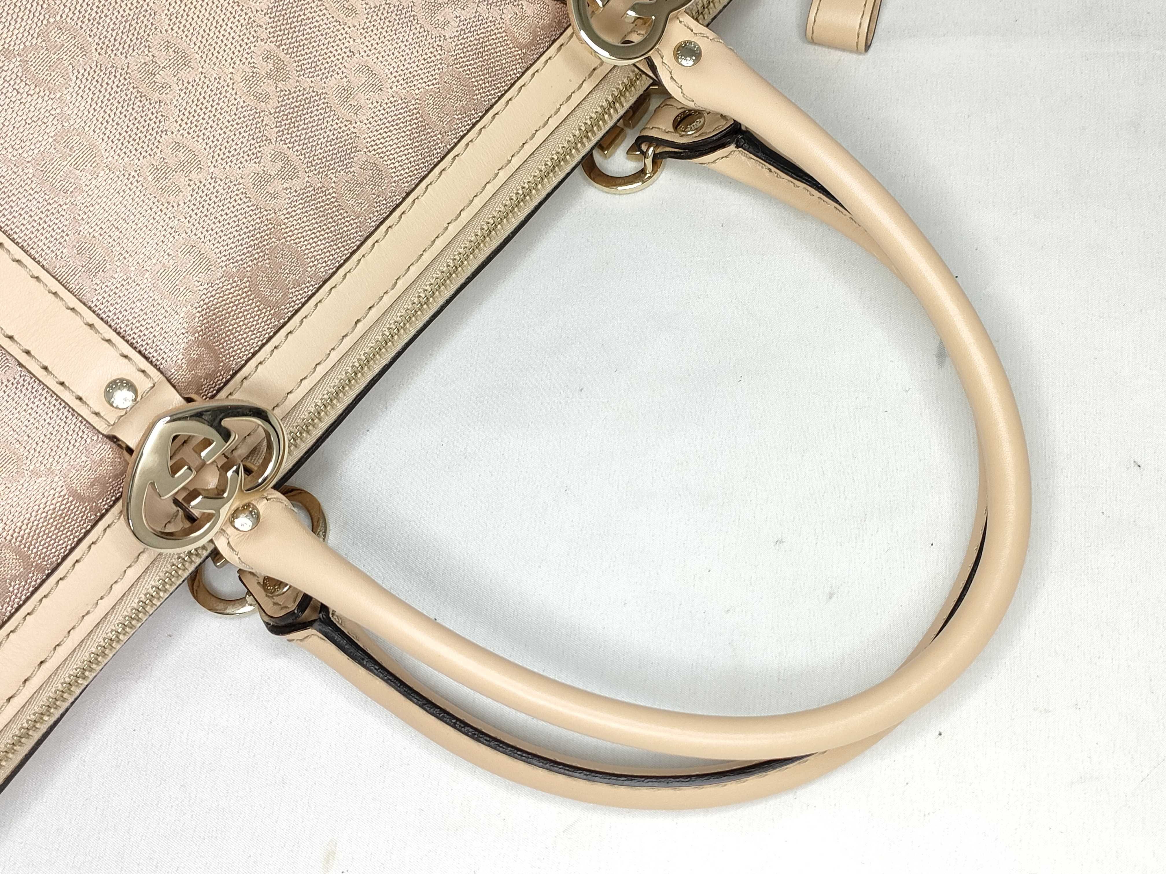 GG Canvas Gucci Lovely Handbag — view 3